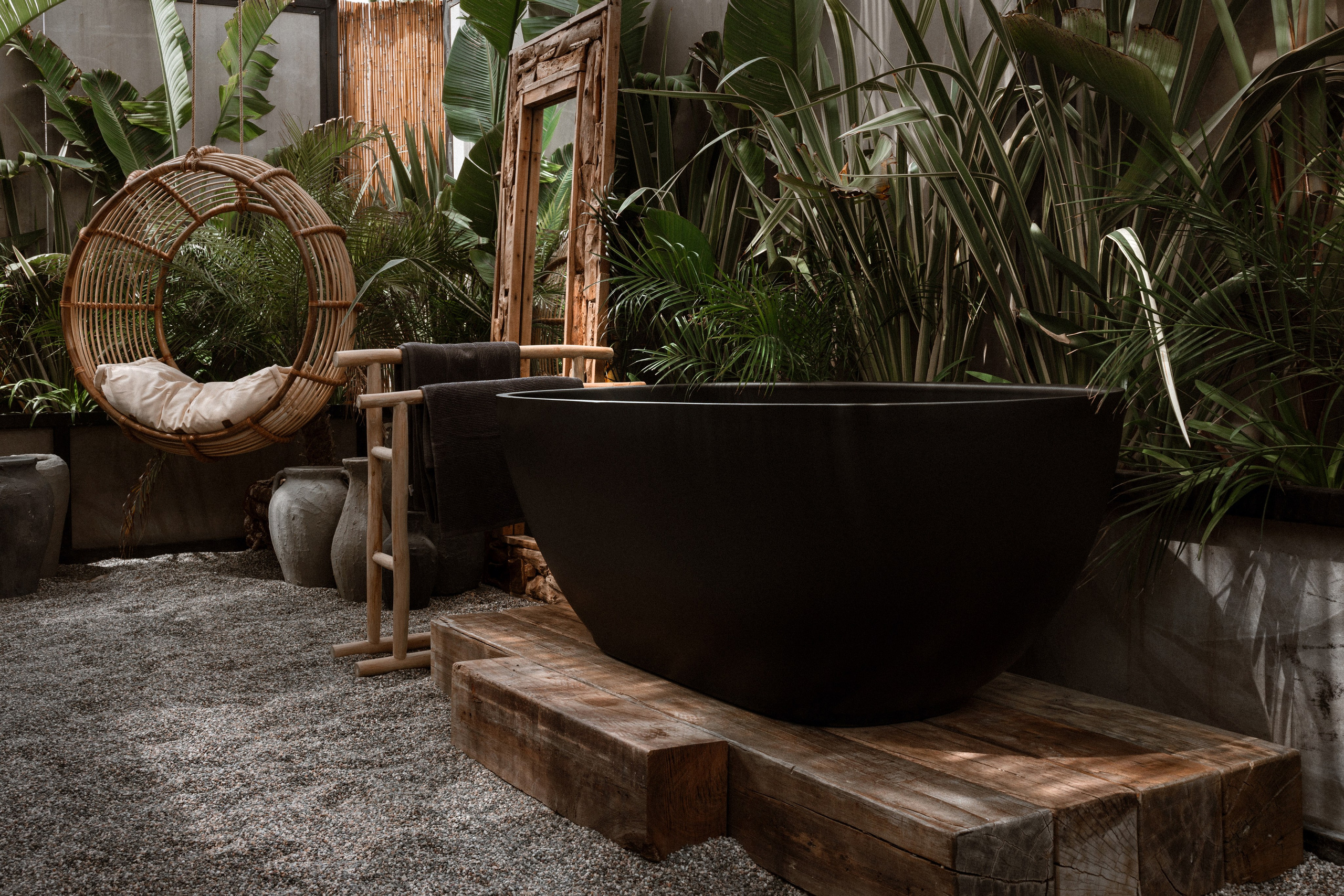 Interior photography and video shooting of a hotel in Bali style. Ivan Skufinsky — wedding and family photographer in Vancouver