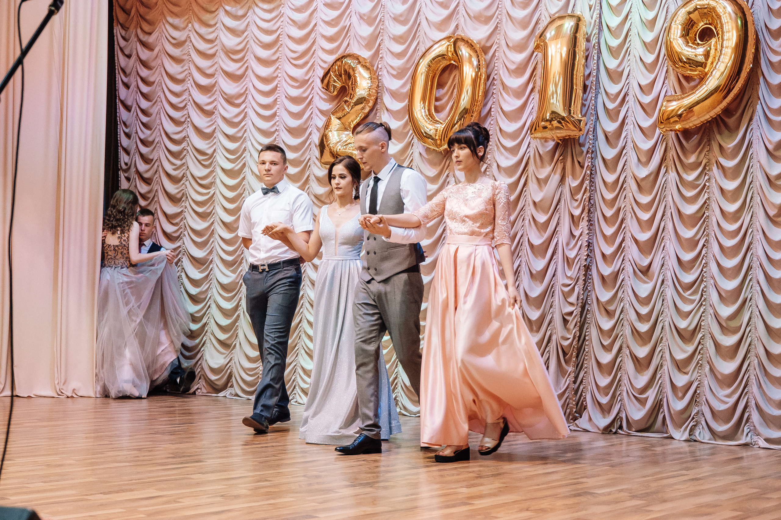 Выпускной школа номер 3. Хмельник. Ivan Skufinsky — wedding and family photographer in Vancouver