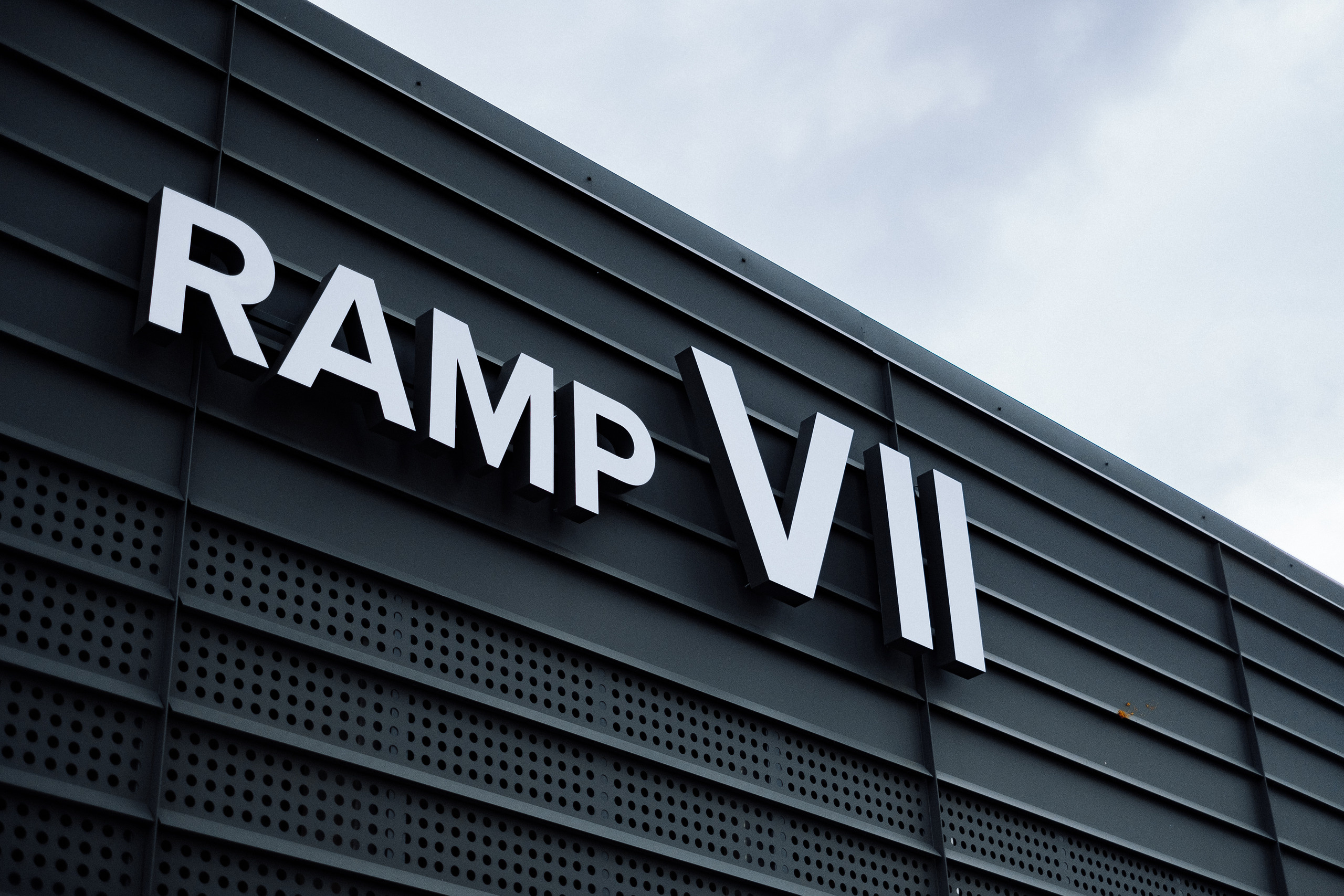 Retroville интерьер экстерьер. Ivan Skufinsky — wedding and family photographer in Vancouver