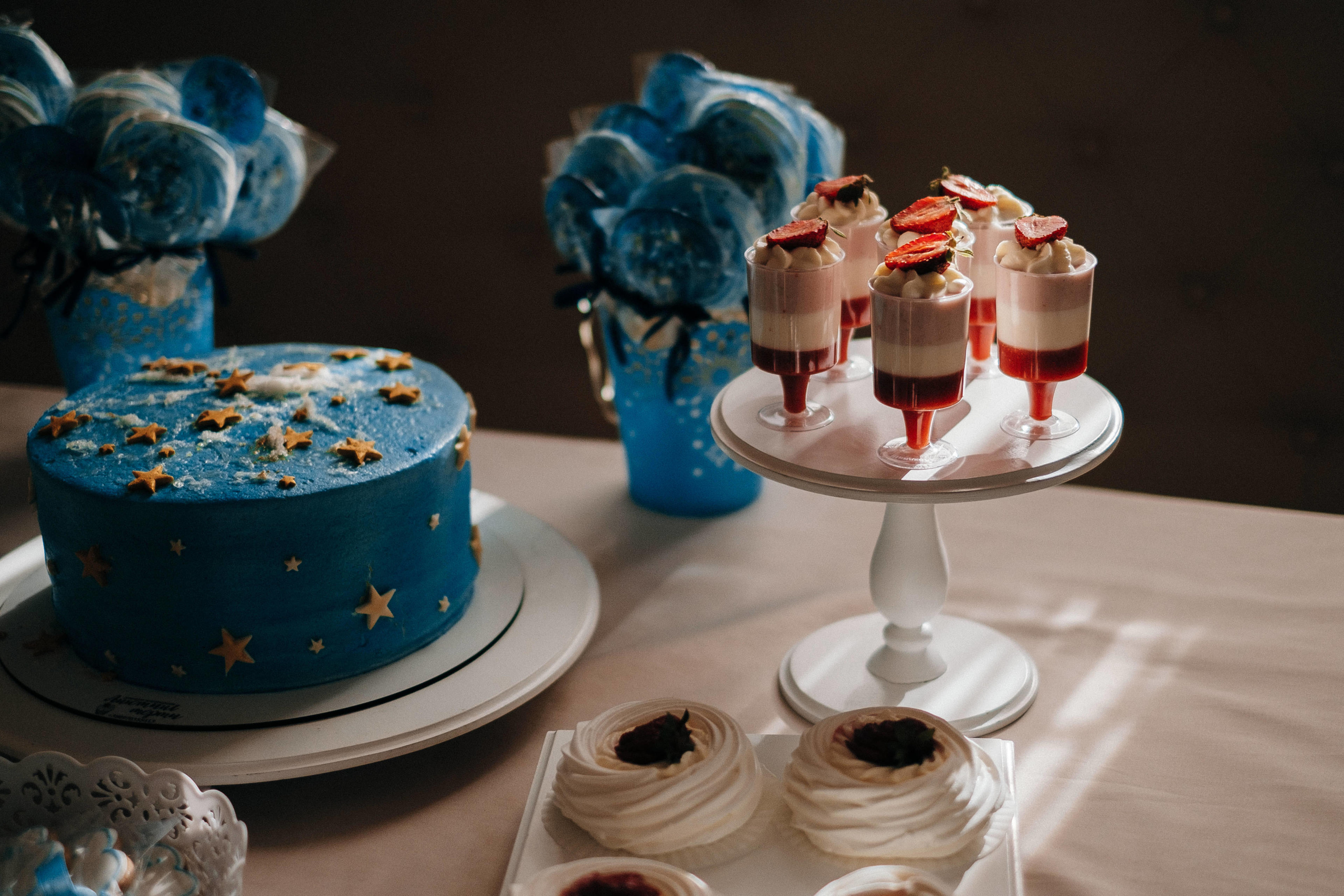 День Рождения Илюшка ресторан Лесной. Ivan Skufinsky — wedding and family photographer in Vancouver