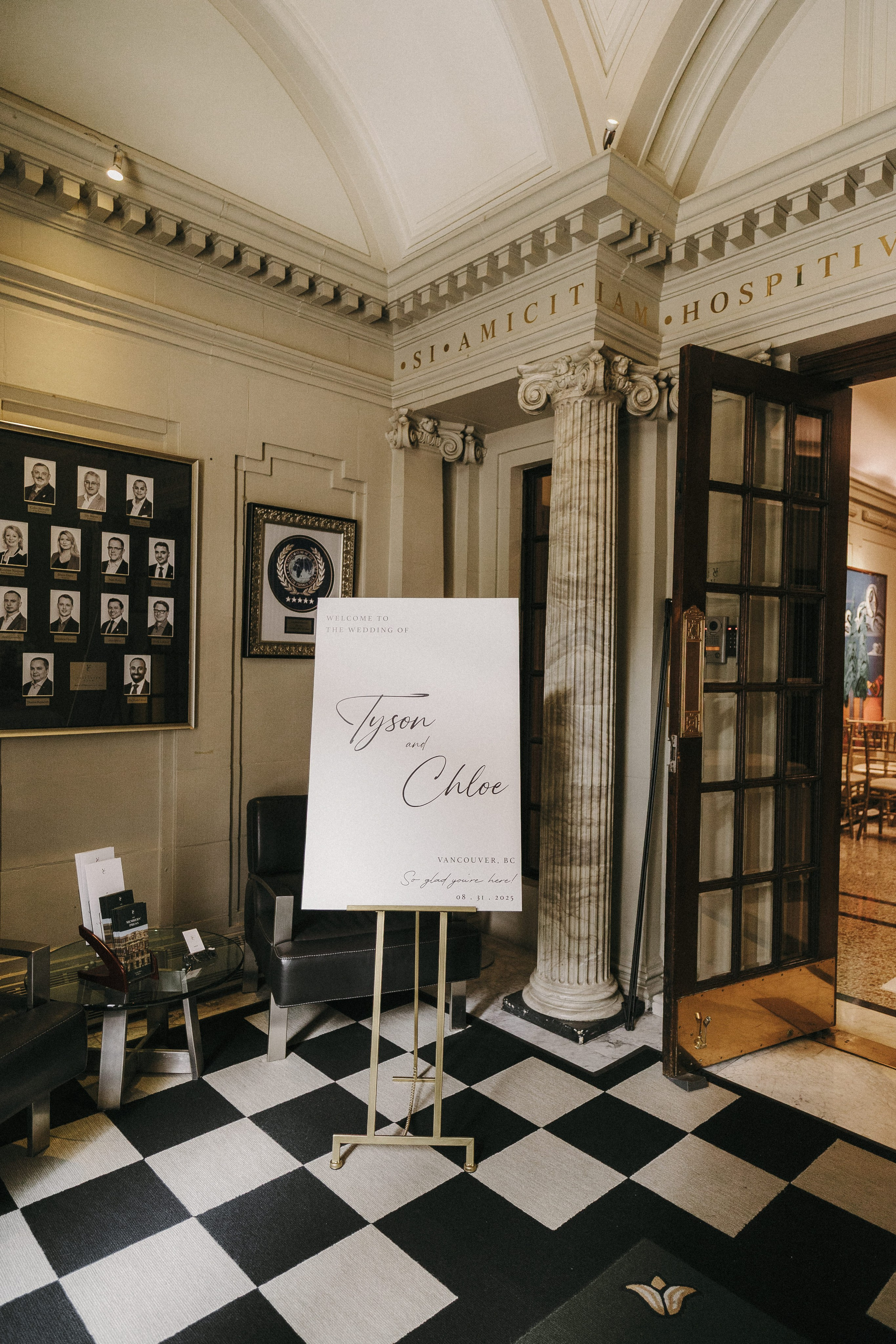 WeddingStory in Vancouver Club. Ivan Skufinsky — wedding and family photographer in Vancouver