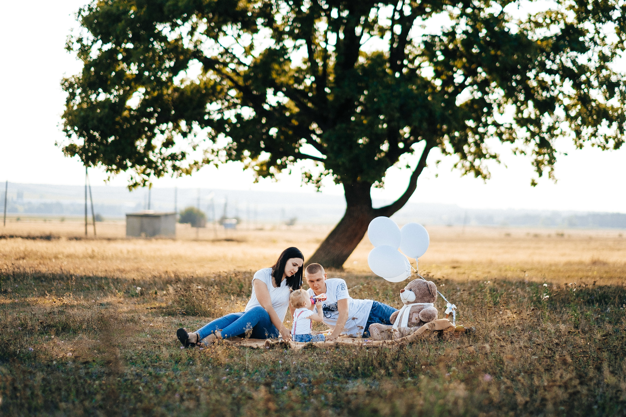 FamilyStory 1year (Lilia Sergey Maria). Ivan Skufinsky — wedding and family photographer in Vancouver