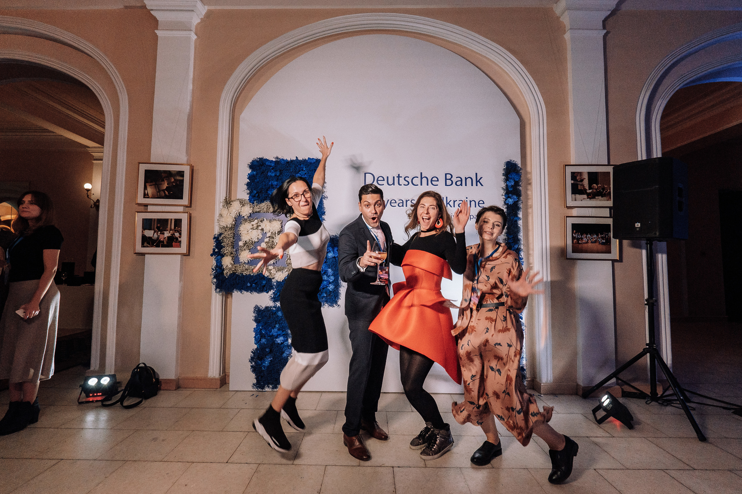 Deutsche Bank 10 years in Ukraine. Ivan Skufinsky — wedding and family photographer in Vancouver