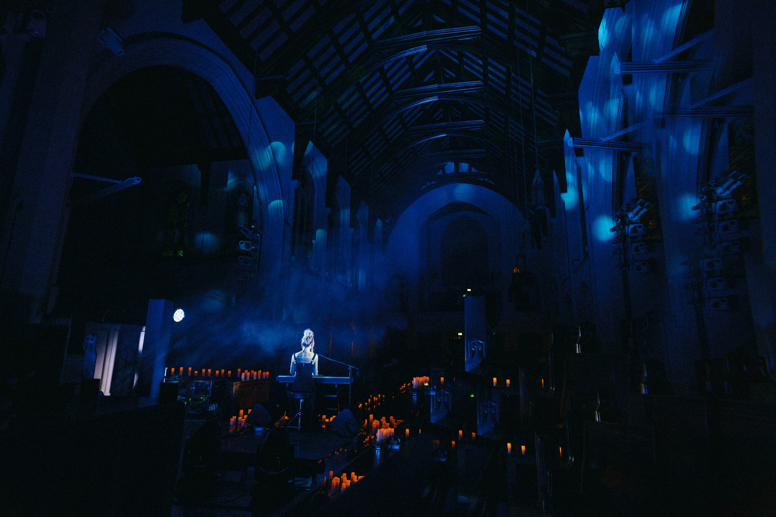 Live concert photography from Vivienne Mort in Vancouver 2025. Ivan Skufinsky — wedding and family photographer in Vancouver