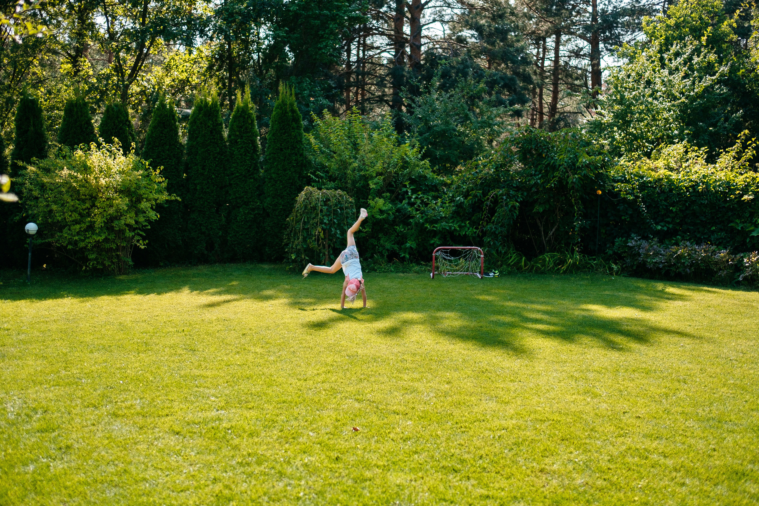 Liza is 7 years old. Ivan Skufinsky — wedding and family photographer in Vancouver