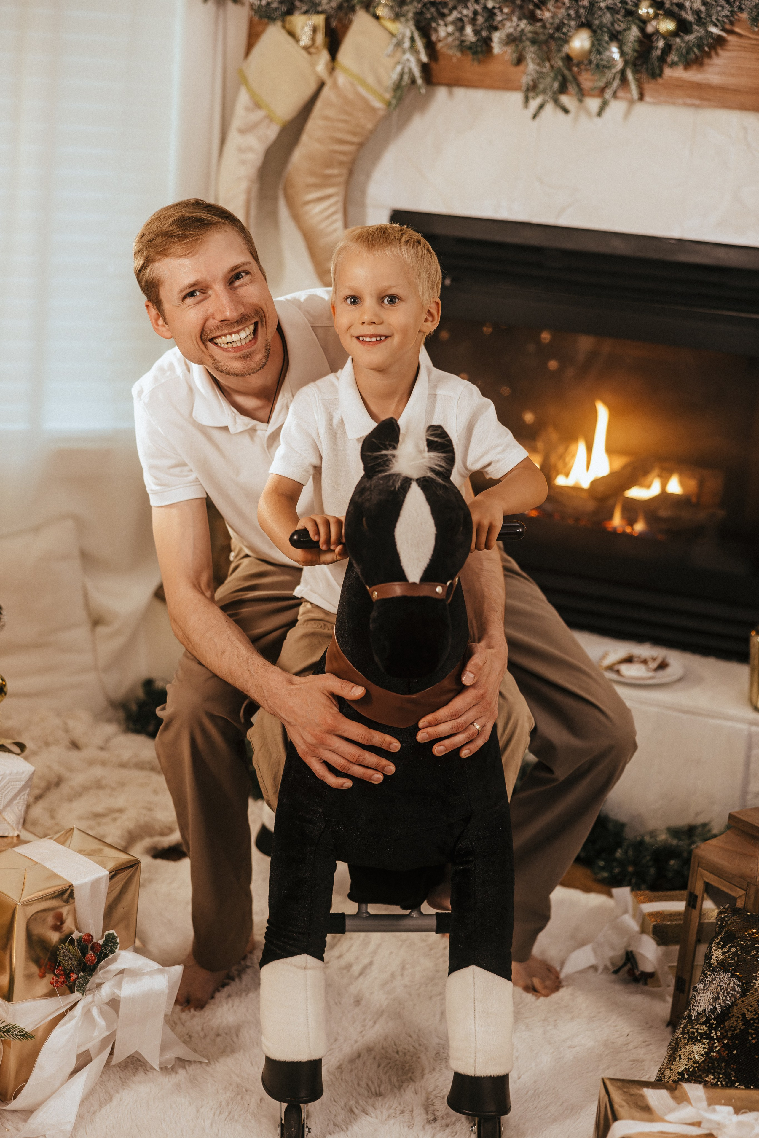 Christmas photo shoot 2025. Ivan Skufinsky — wedding and family photographer in Vancouver