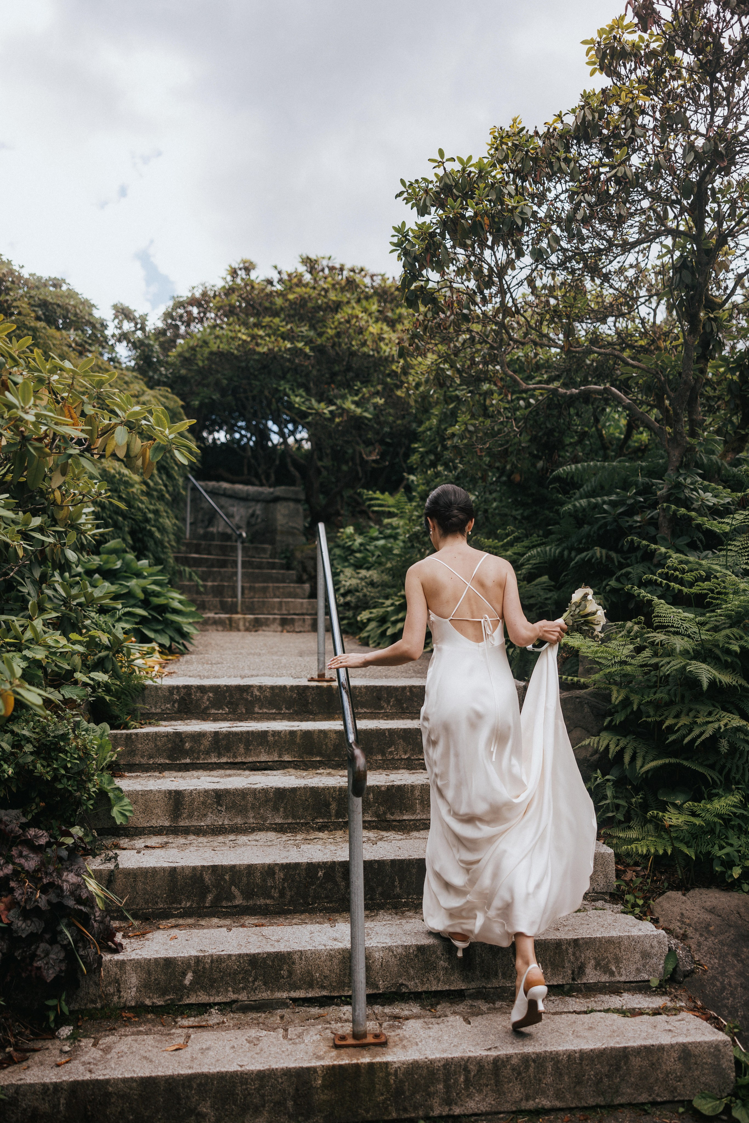 Sky-High Love: Stunning Vancouver Mountain Wedding Shoot by Helicopter. Ivan Skufinsky — wedding and family photographer in Vancouver