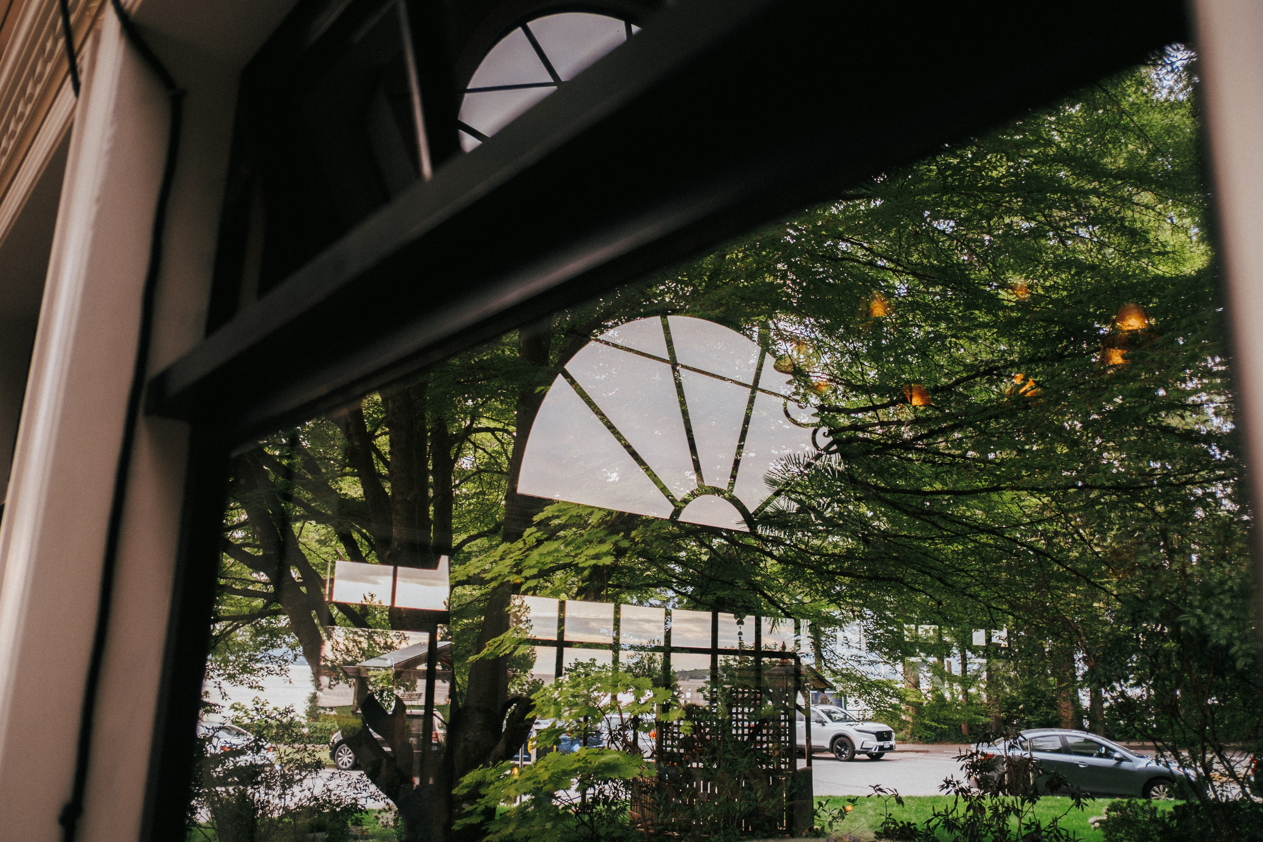 Cade & Susanne — The Teahouse in Stanley Park | Photography by Ivan Skufinsky. Ivan Skufinsky — wedding and family photographer in Vancouver