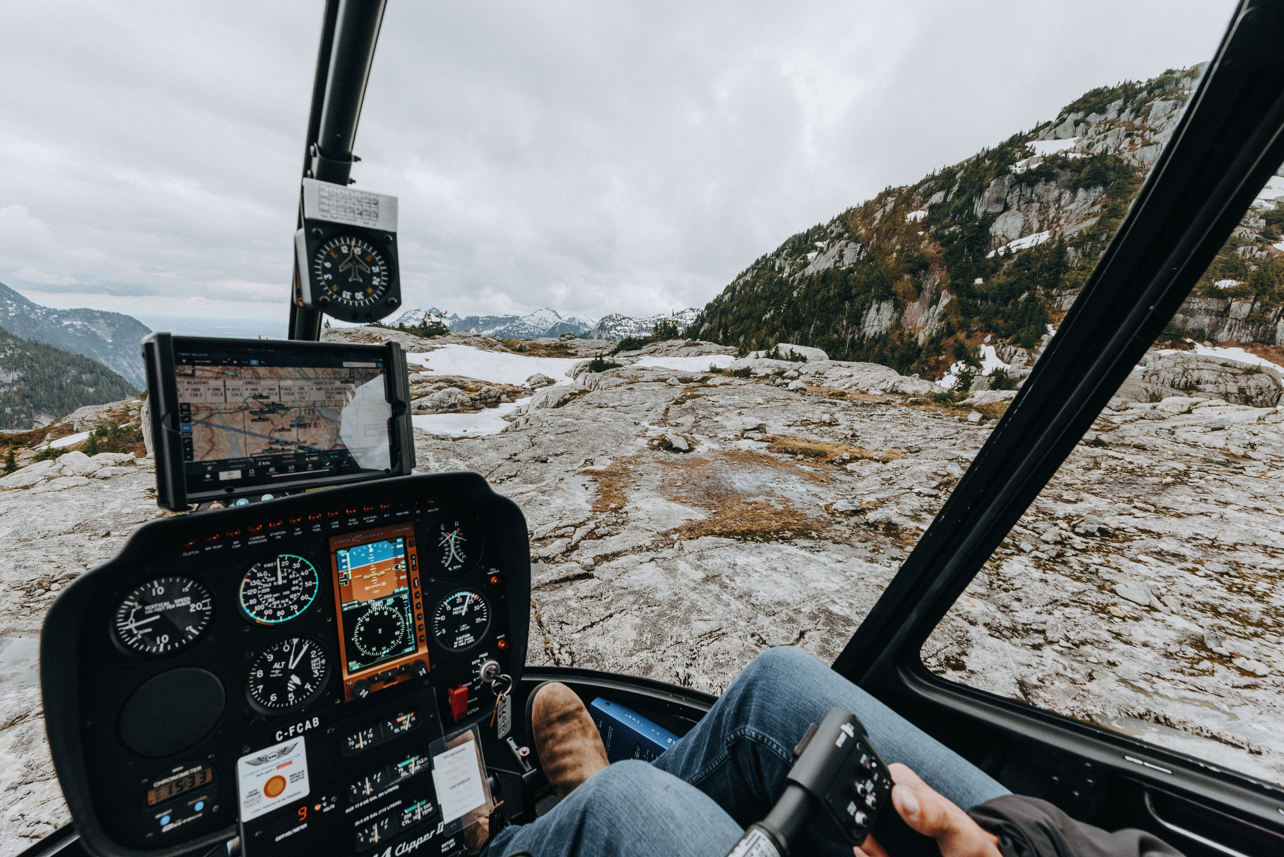 Sky-High Love: Stunning Vancouver Mountain Wedding Shoot by Helicopter. Ivan Skufinsky — wedding and family photographer in Vancouver