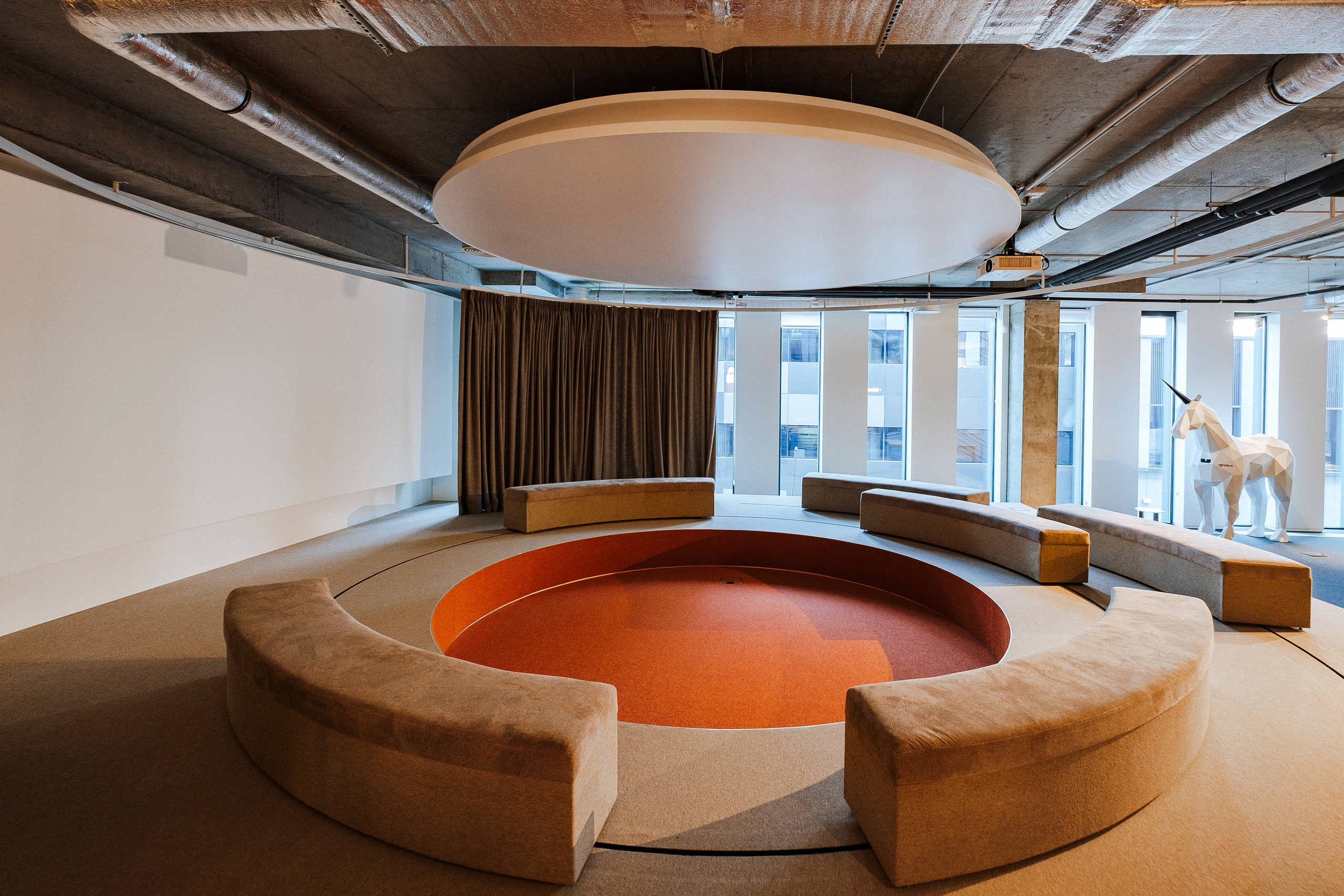 UNIT SYTI B10. Ivan Skufinsky — wedding and family photographer in Vancouver