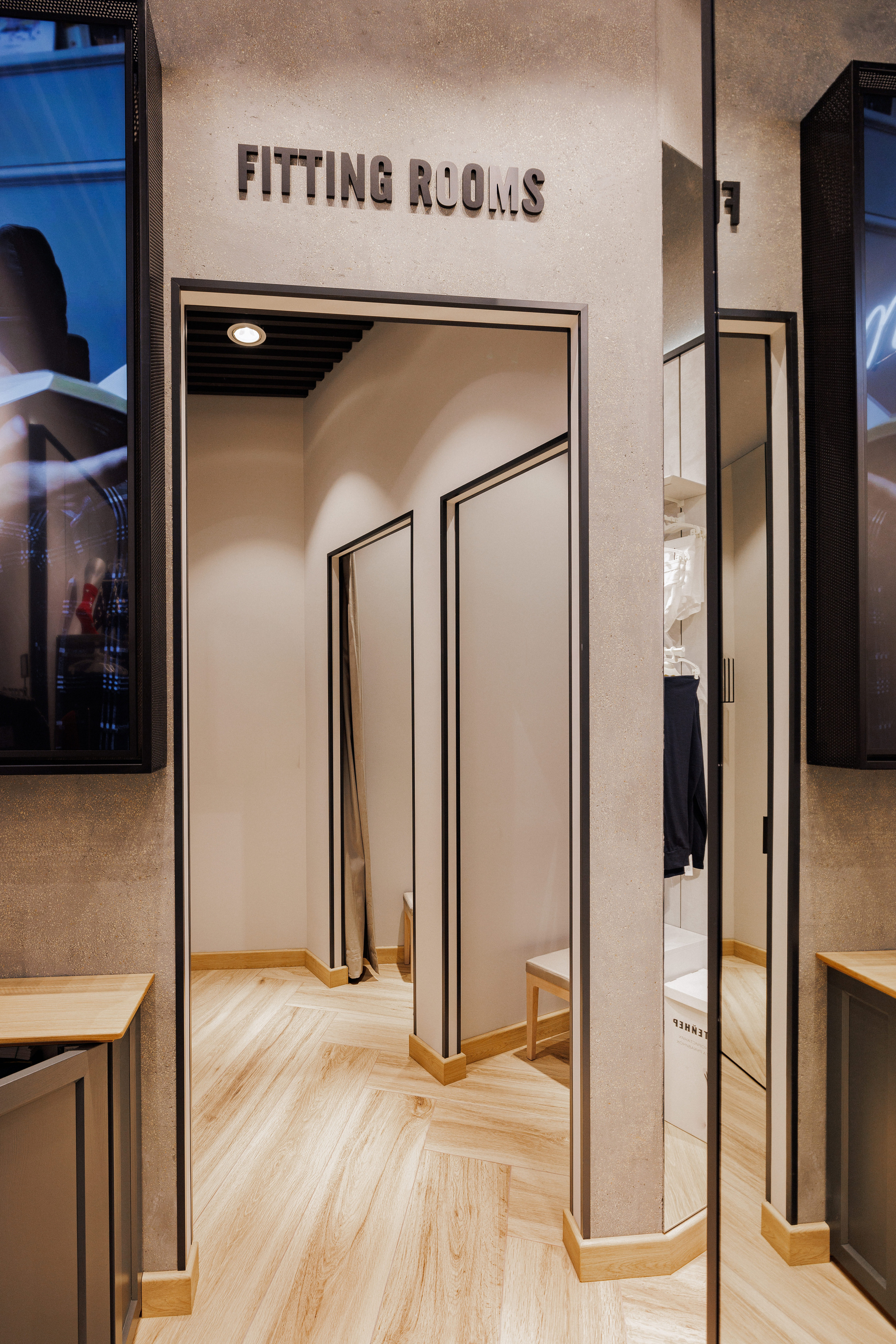 INTIMISSIMI OUMO. Ivan Skufinsky — wedding and family photographer in Vancouver