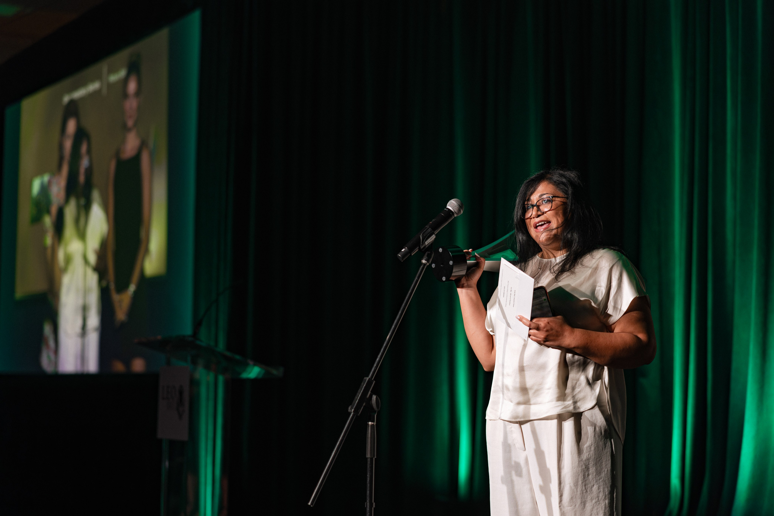 Event photographer in Vancouver Burnaby BC. Ivan Skufinsky — wedding and family photographer in Vancouver