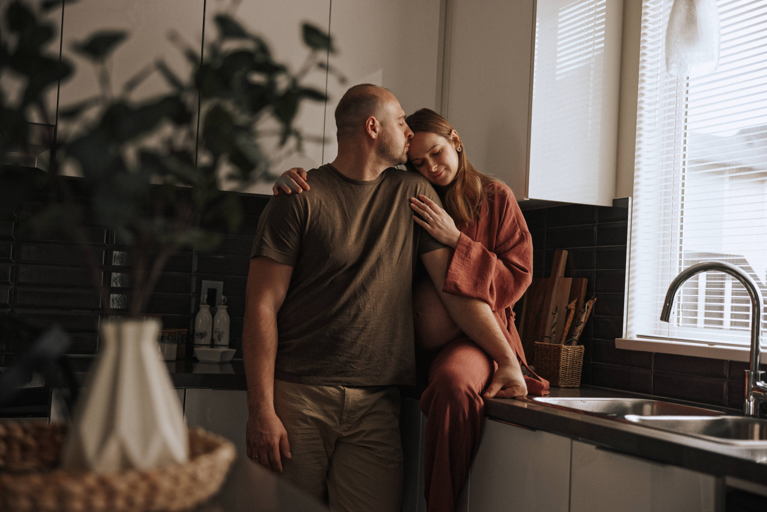 Pregnancy Home Story Vancouver. Ivan Skufinsky — wedding and family photographer in Vancouver