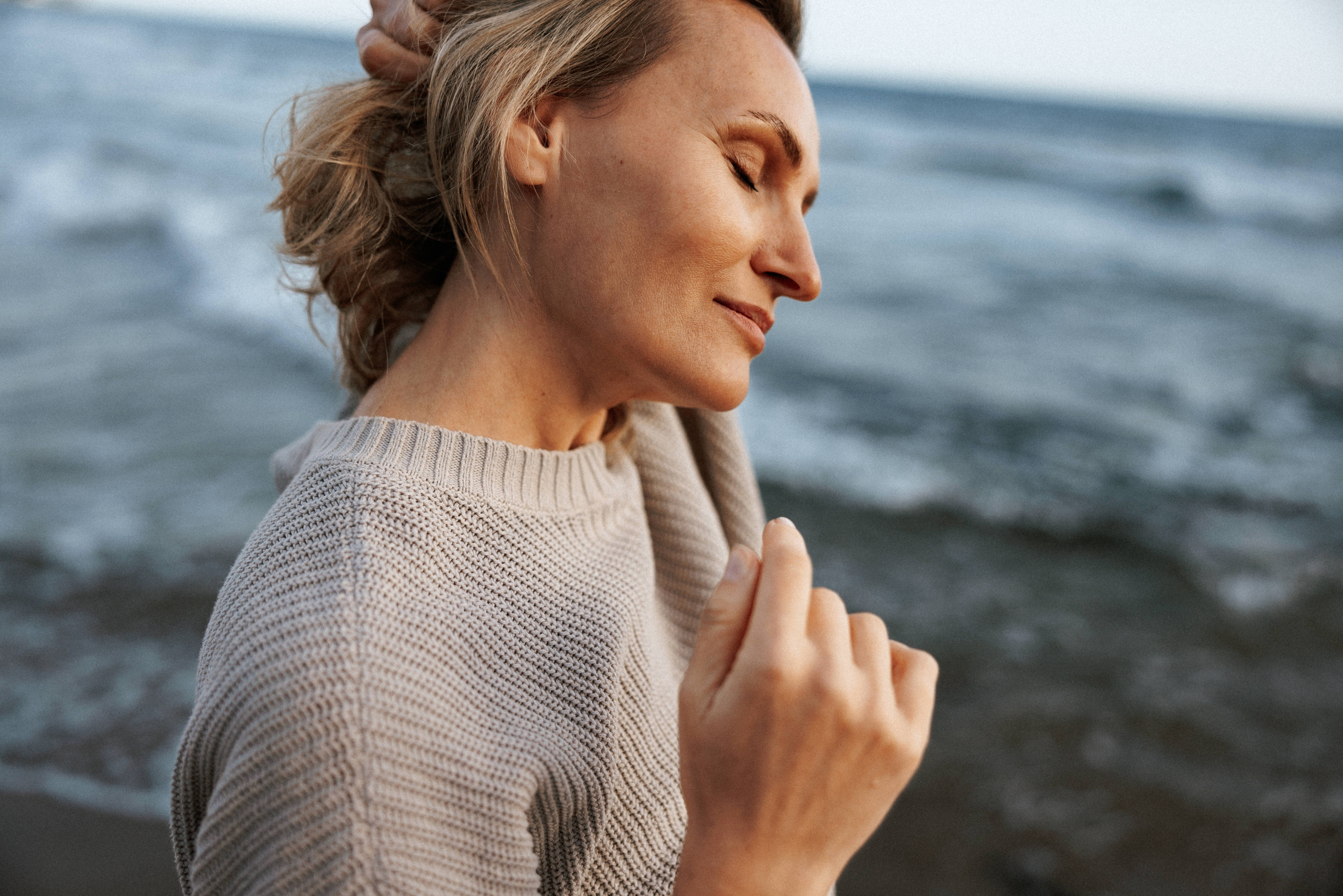 Family photo session on the beach in Vancouver BC Сanada. Twins. Ivan Skufinsky — wedding and family photographer in Vancouver