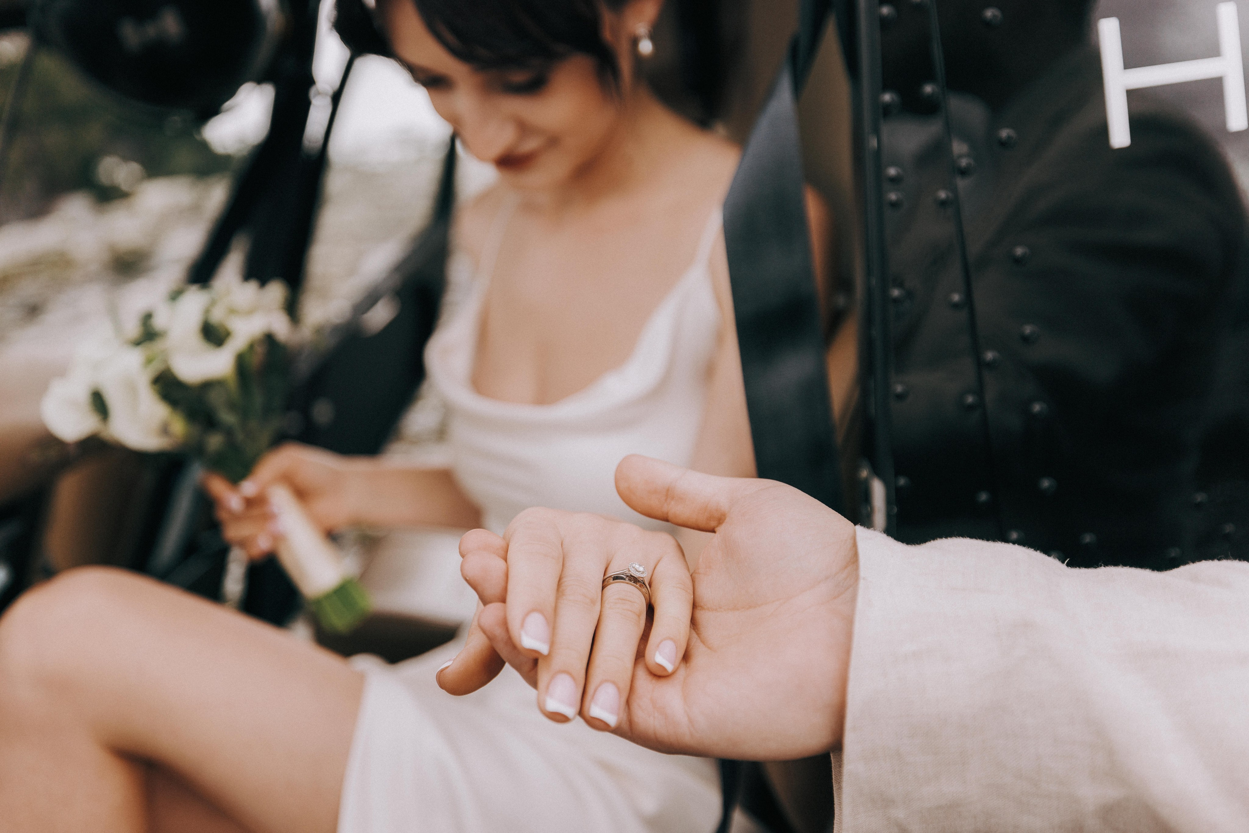 Sky-High Love: Stunning Vancouver Mountain Wedding Shoot by Helicopter. Ivan Skufinsky — wedding and family photographer in Vancouver
