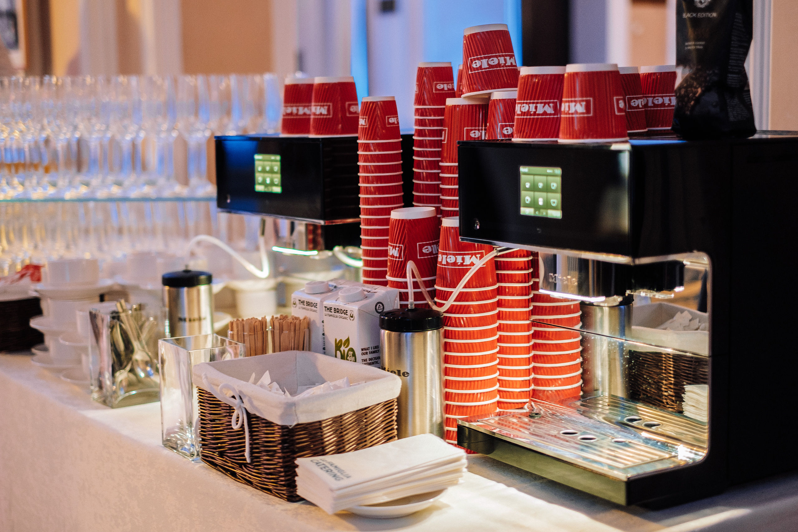 Deutsche Bank 10 years in Ukraine. Ivan Skufinsky — wedding and family photographer in Vancouver