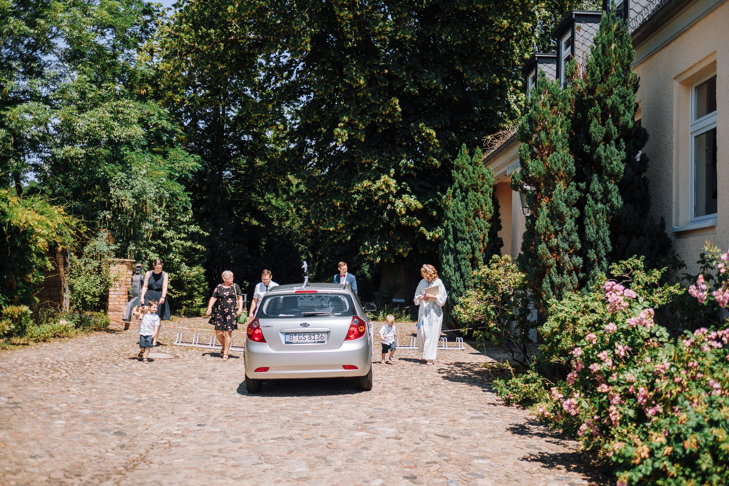 BERLIN Wedding Story. Ivan Skufinsky — wedding and family photographer in Vancouver