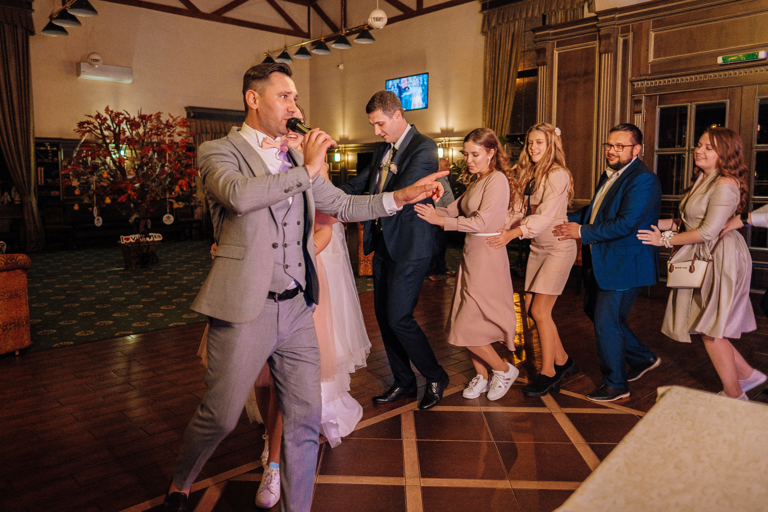 2019 19.10 WeddingStory Евгений+Юлия. Ivan Skufinsky — wedding and family photographer in Vancouver