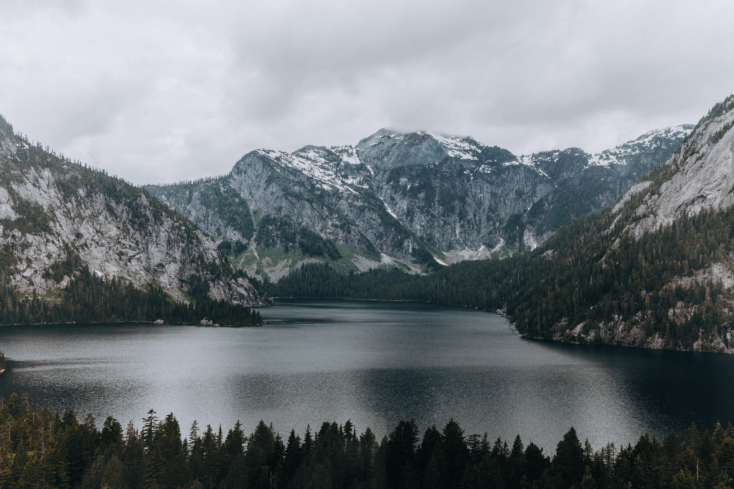 Sky-High Love: Stunning Vancouver Mountain Wedding Shoot by Helicopter. Ivan Skufinsky — wedding and family photographer in Vancouver