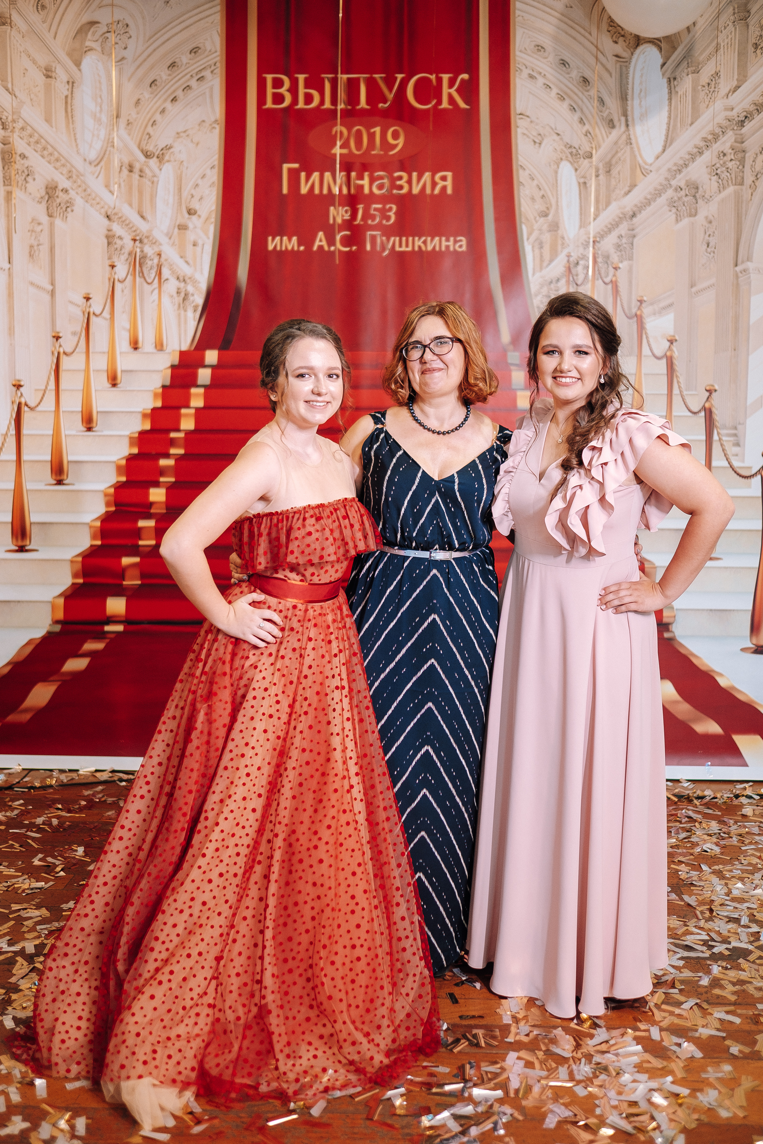 Выпускной 153 Гимназия. Ivan Skufinsky — wedding and family photographer in Vancouver