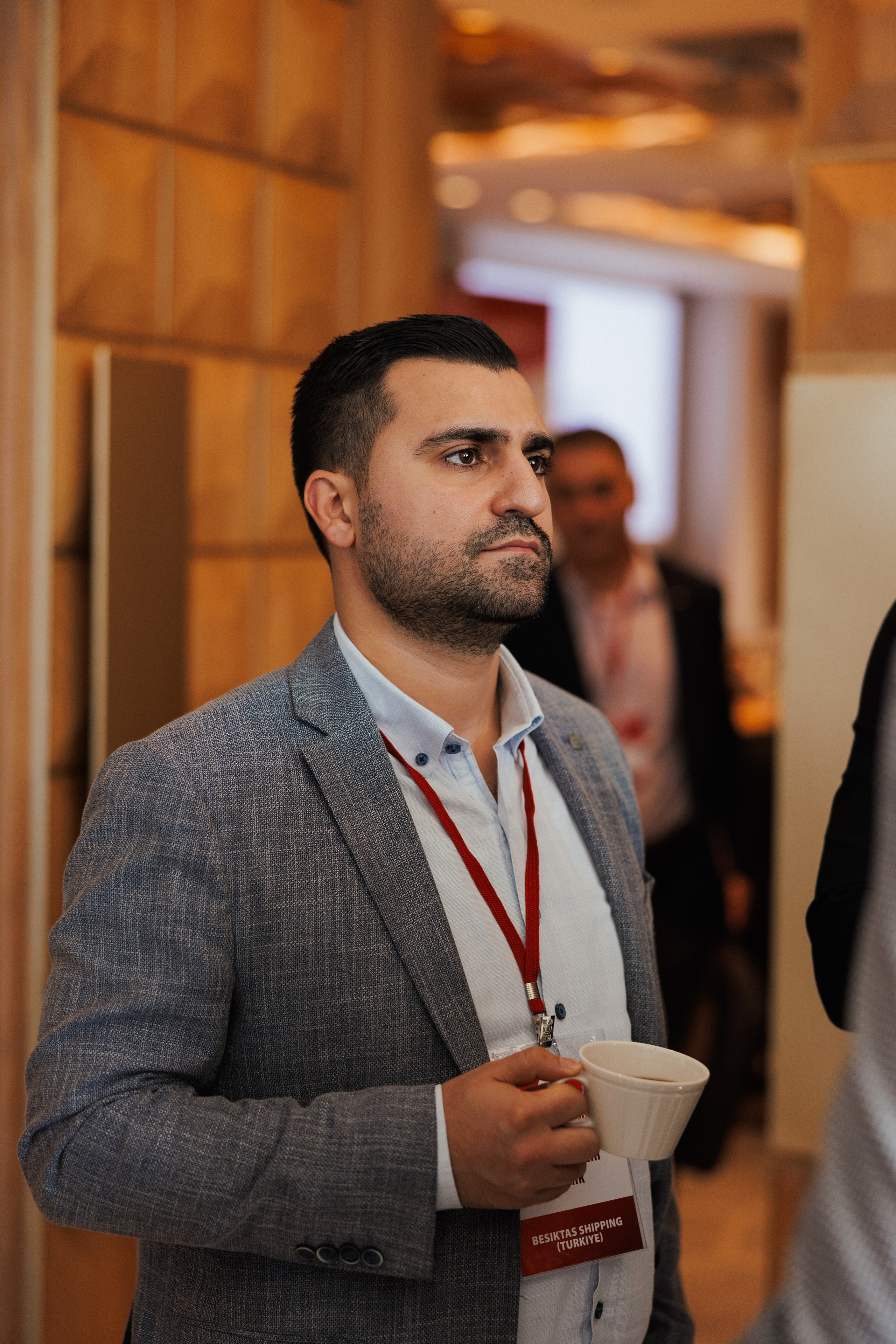 EXECUTIVE RETREAT Izmir Confidence Information Services. Ivan Skufinsky — wedding and family photographer in Vancouver