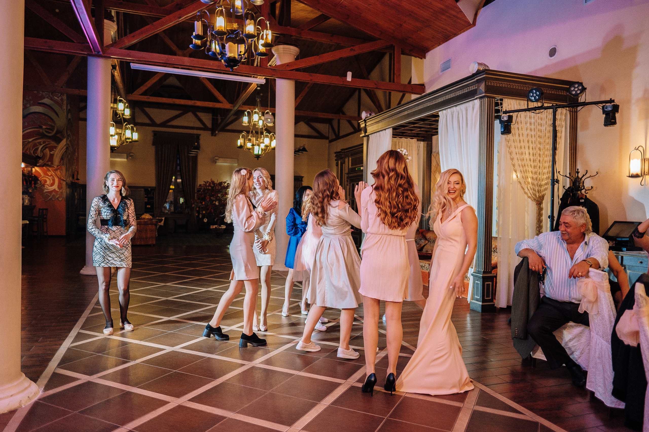 2019 19.10 WeddingStory Евгений+Юлия. Ivan Skufinsky — wedding and family photographer in Vancouver