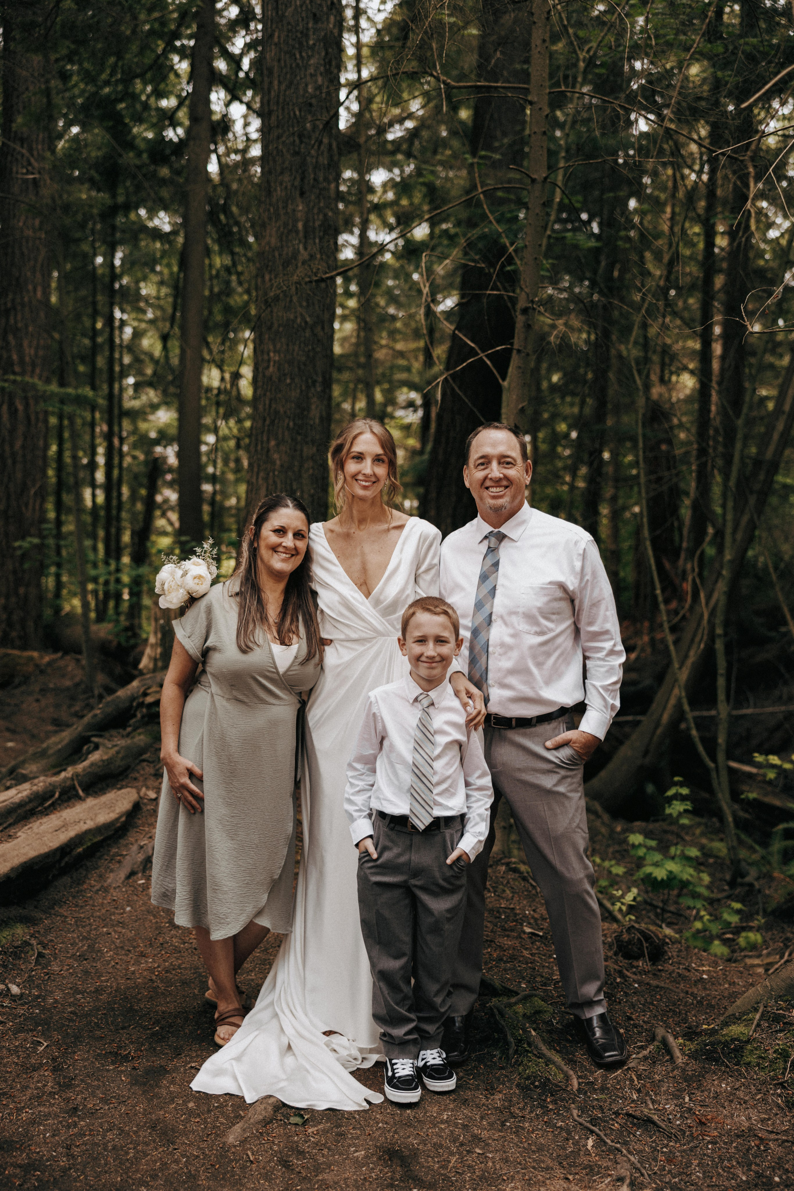 Michael & Caitlyn. Ivan Skufinsky — wedding and family photographer in Vancouver
