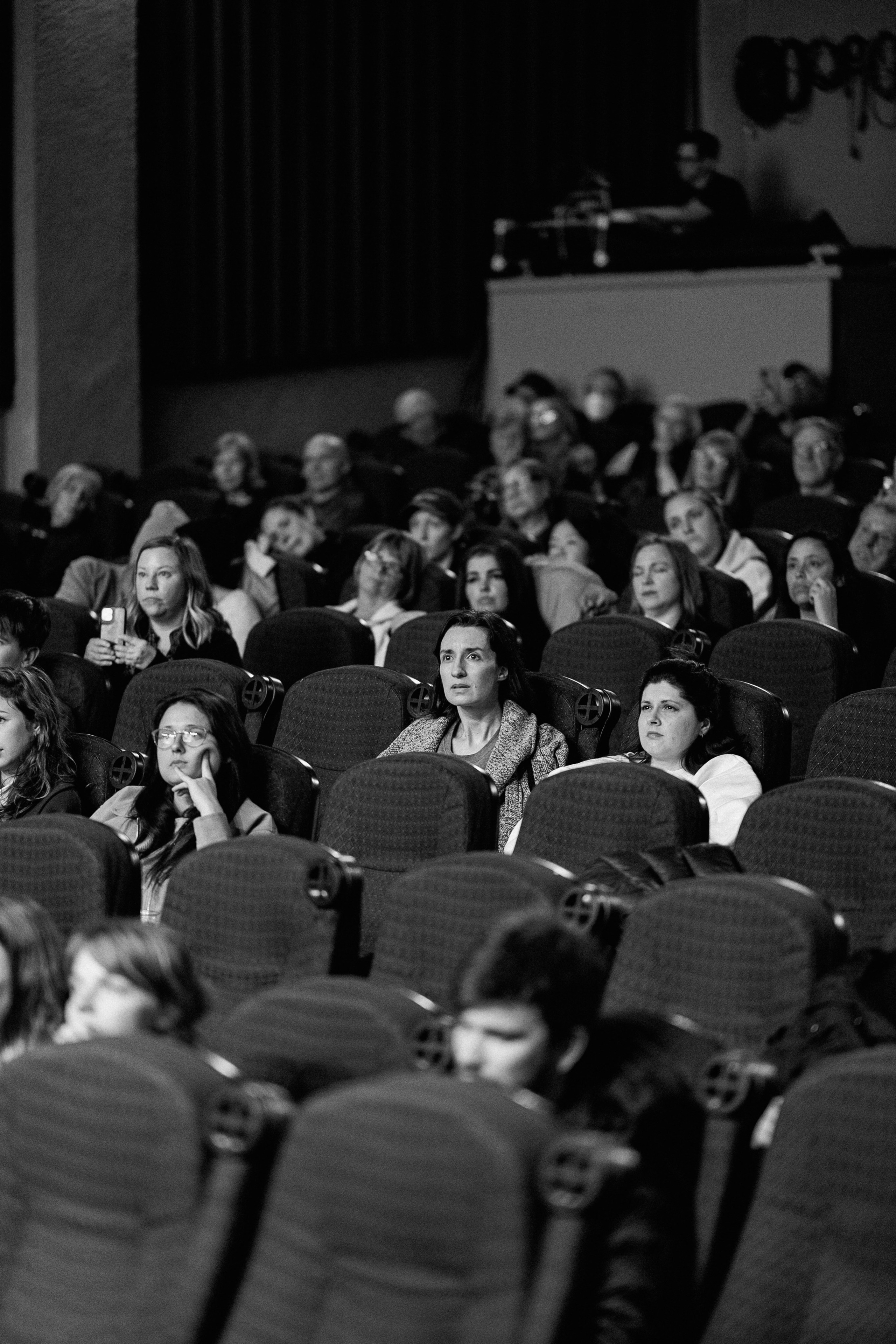 Film Premiere at Rio Theatre, Vancouver — “WAR TAILS”. Ivan Skufinsky — wedding and family photographer in Vancouver