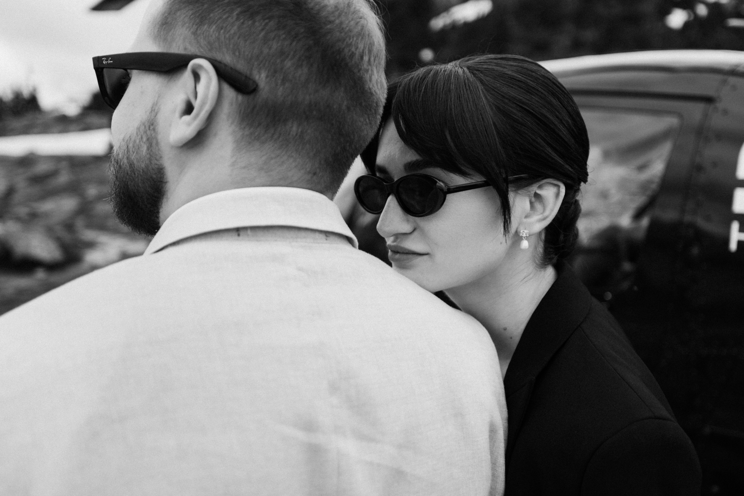 Sky-High Love: Stunning Vancouver Mountain Wedding Shoot by Helicopter. Ivan Skufinsky — wedding and family photographer in Vancouver
