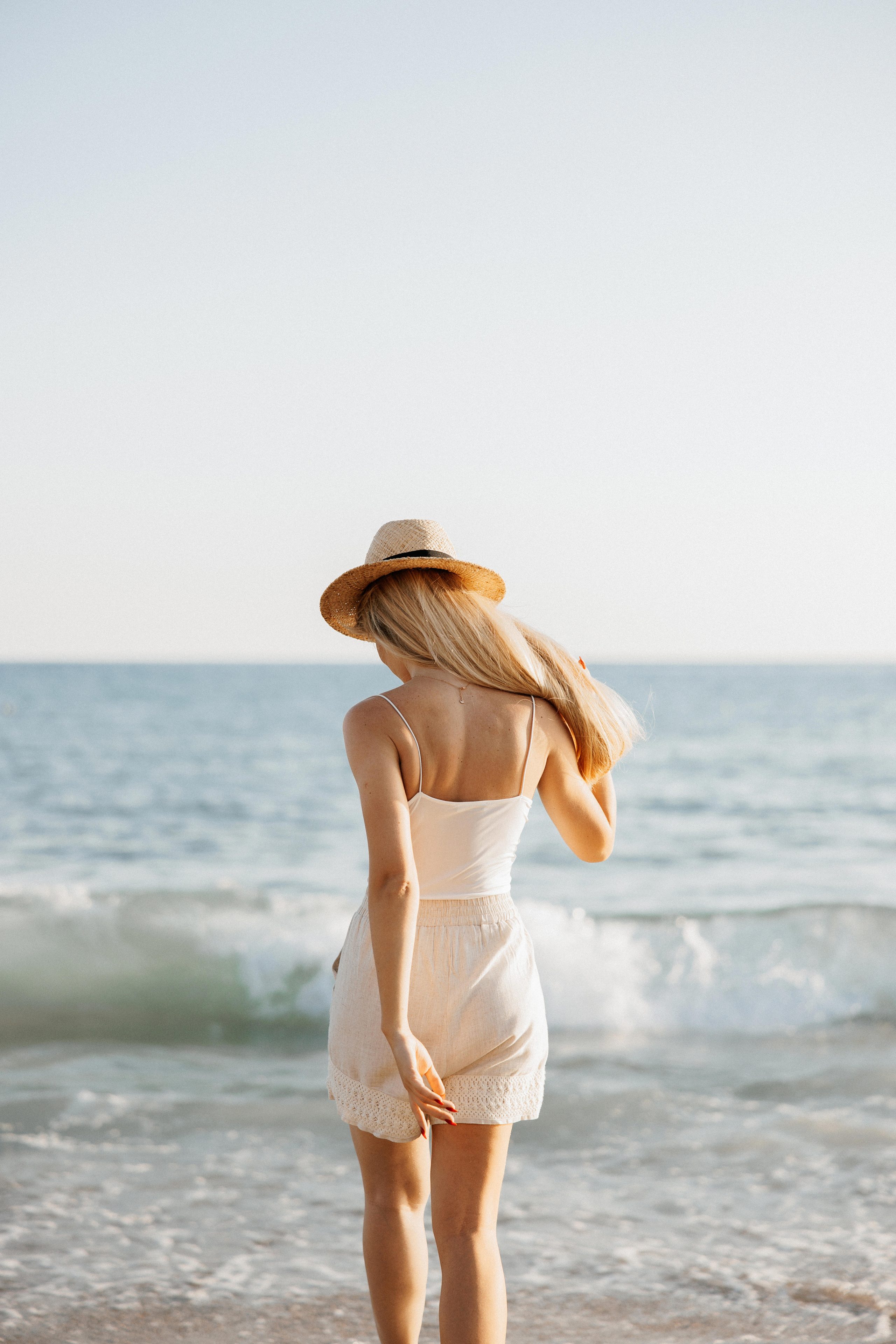 Masha Zhuuuk. Sunset Sea. Ivan Skufinsky — wedding and family photographer in Vancouver