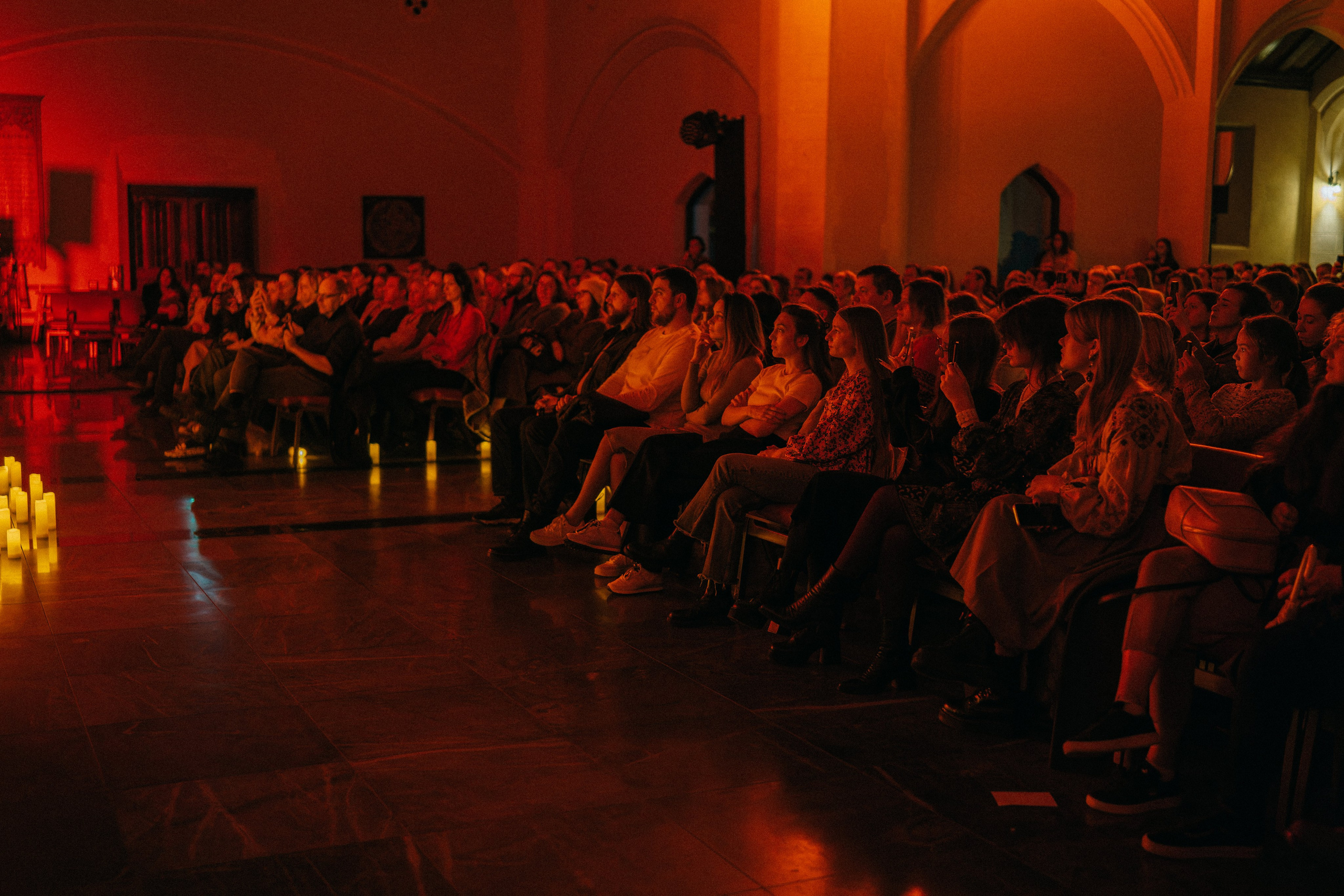 Live concert photography from Vivienne Mort in Vancouver 2025. Ivan Skufinsky — wedding and family photographer in Vancouver