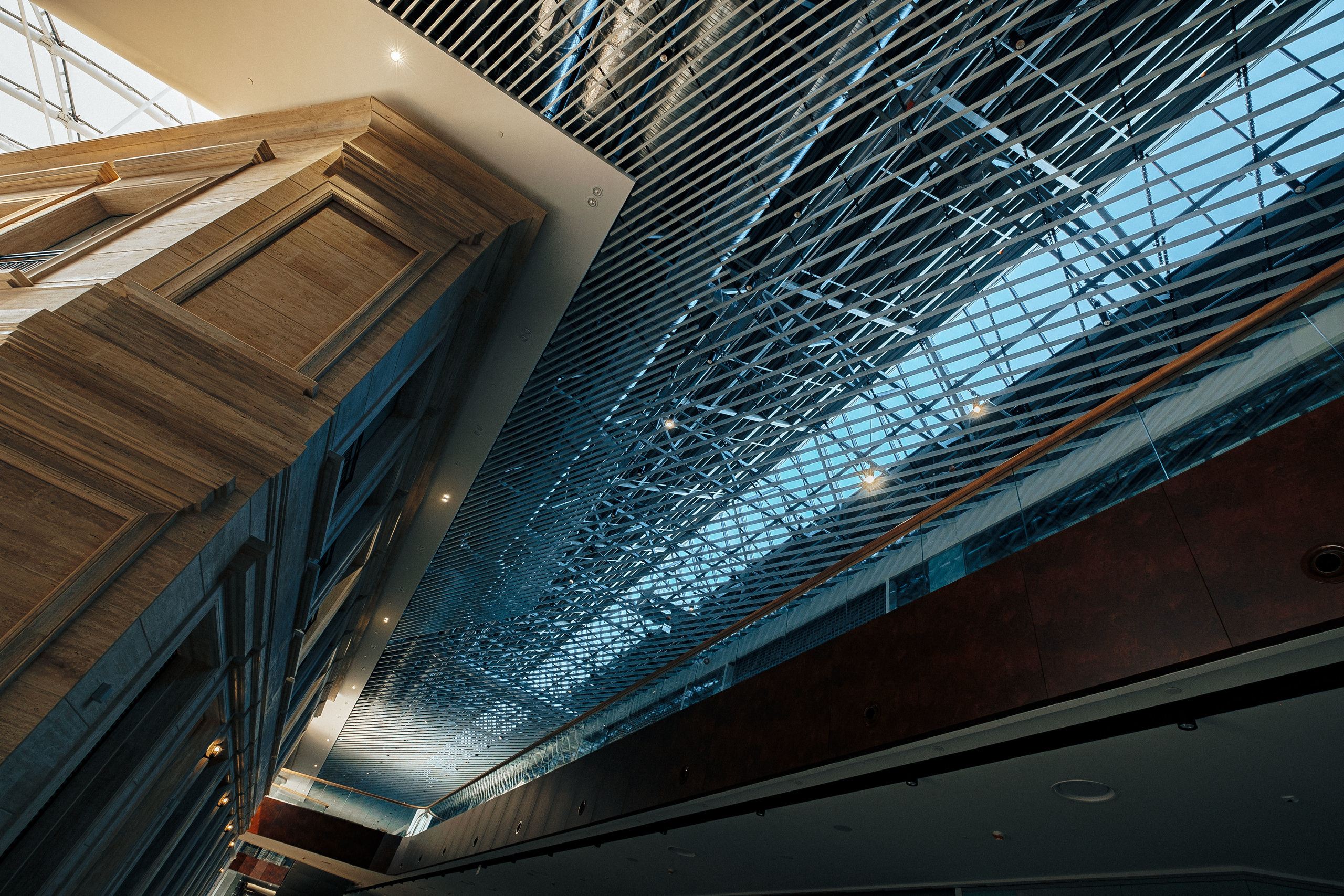 INTERIOR RETROVILLE. Ivan Skufinsky — wedding and family photographer in Vancouver