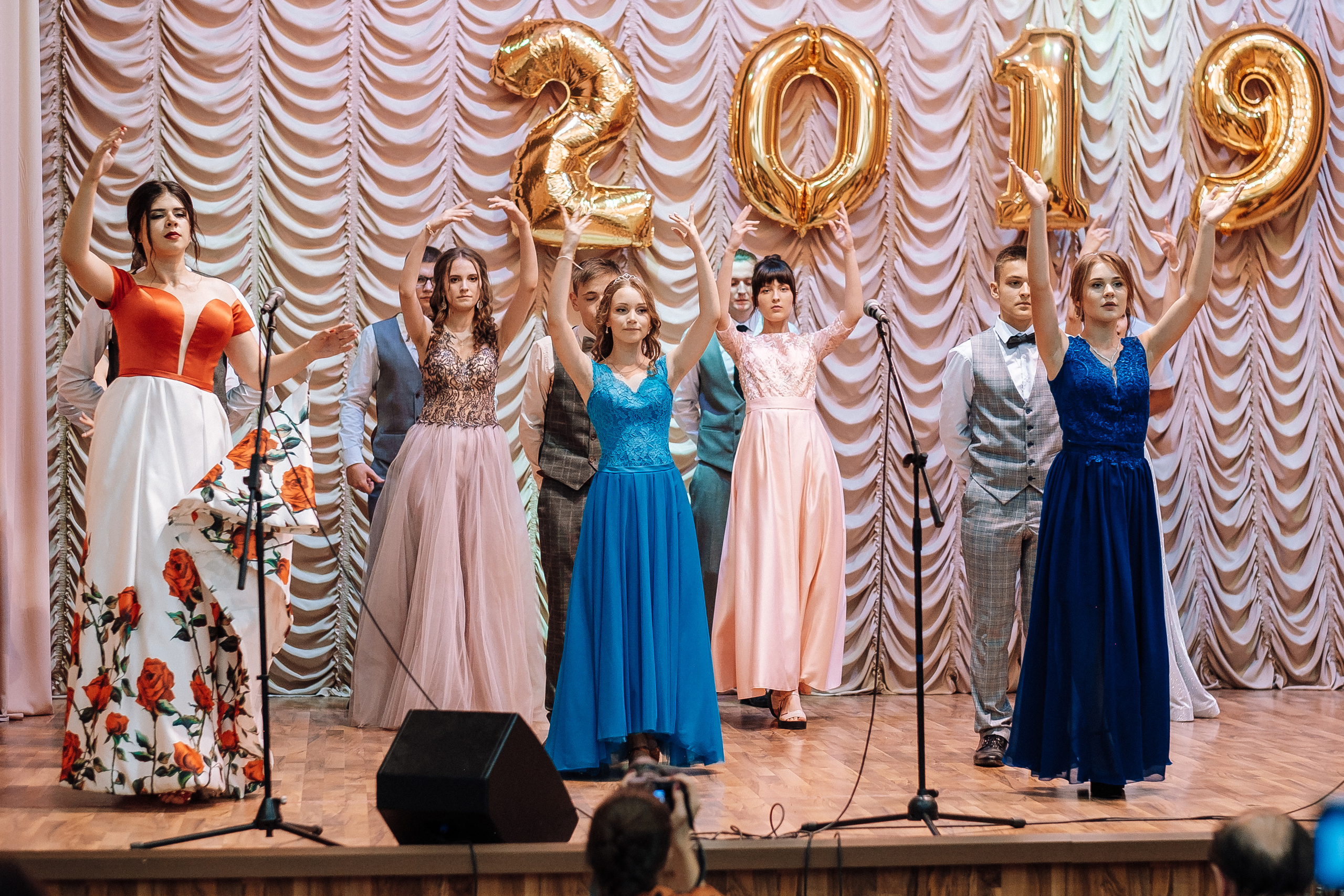 Выпускной школа номер 3. Хмельник. Ivan Skufinsky — wedding and family photographer in Vancouver