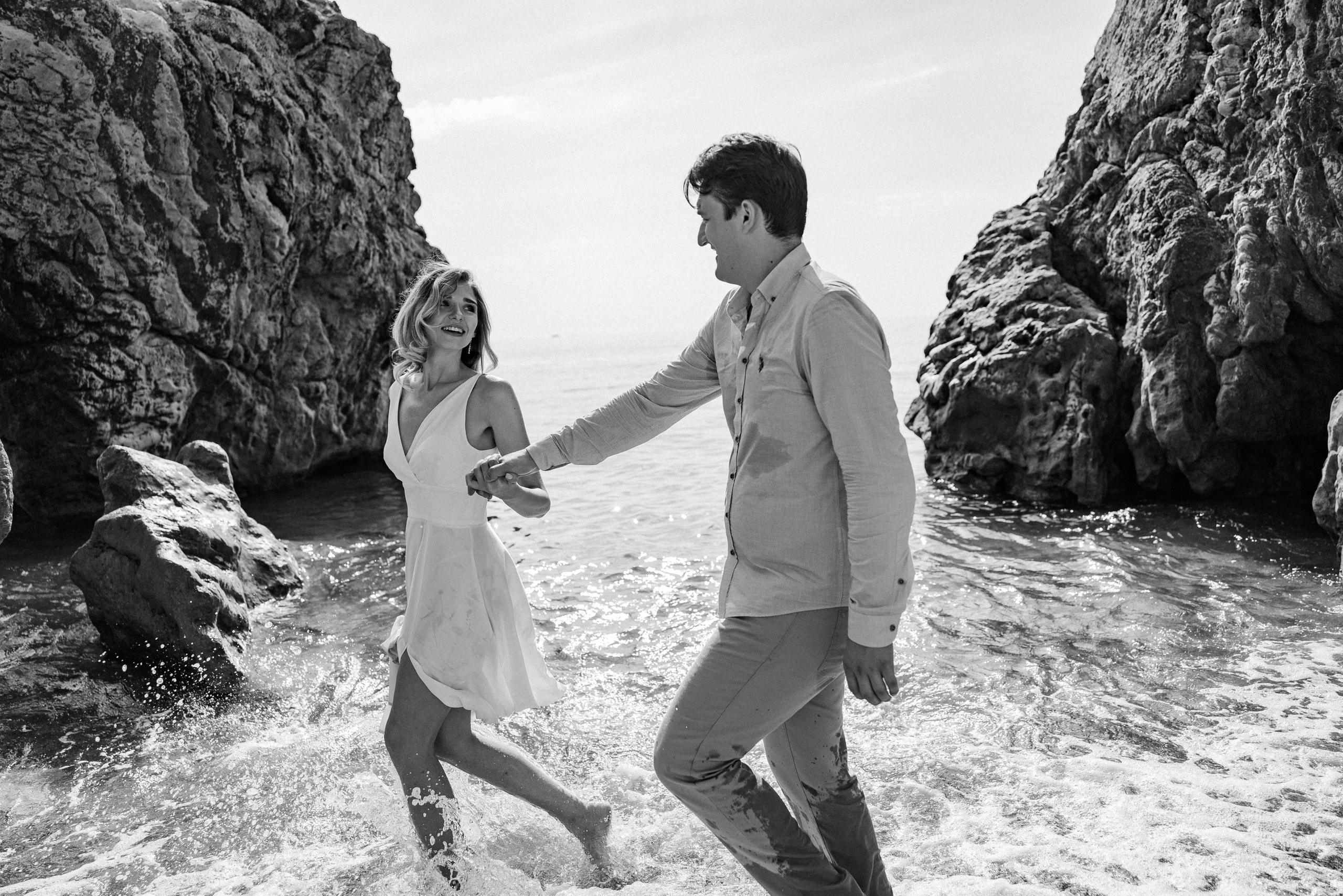 Couples photographer in Vancouver BC. Ivan Skufinsky — wedding and family photographer in Vancouver