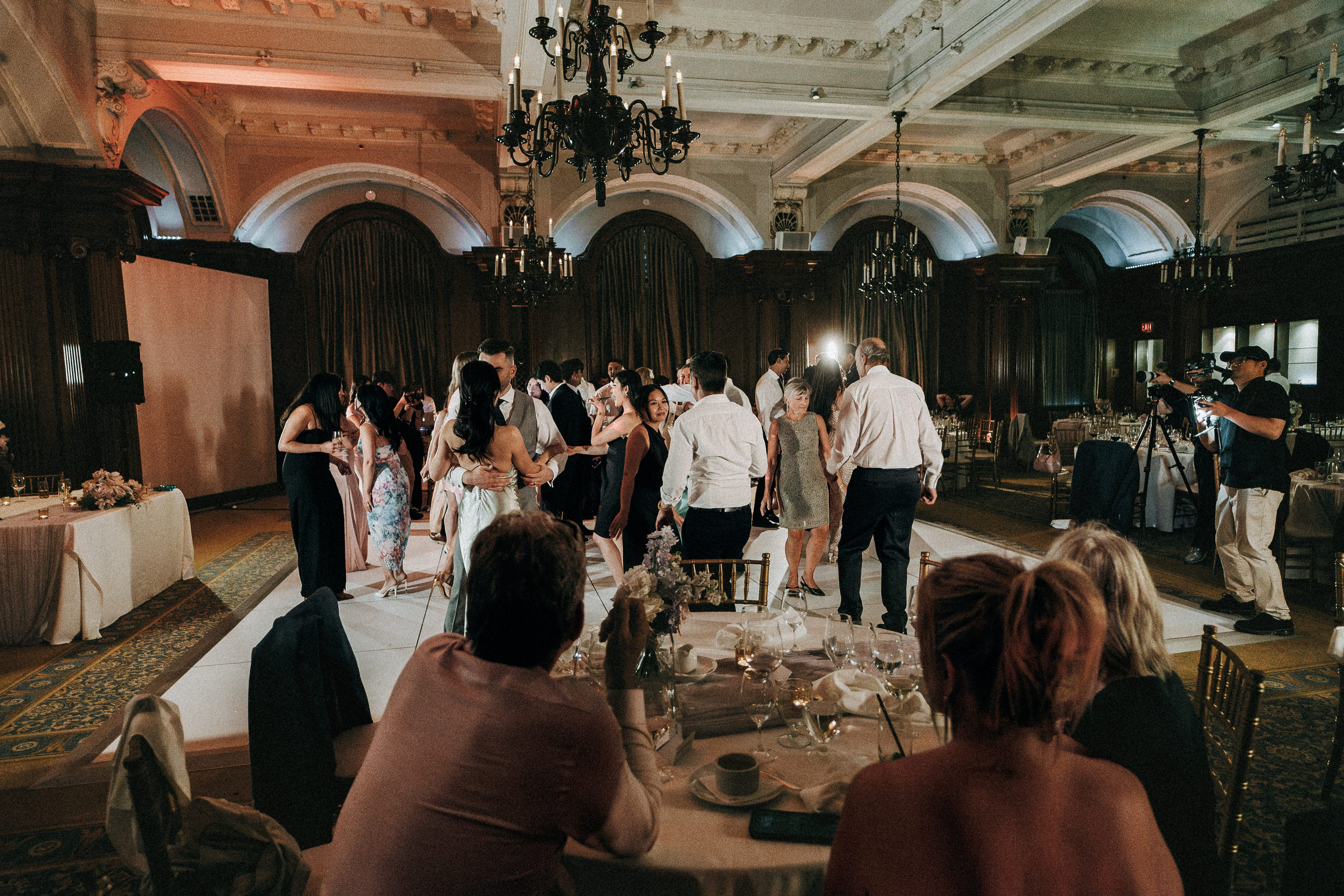 WeddingStory in Vancouver Club. Ivan Skufinsky — wedding and family photographer in Vancouver