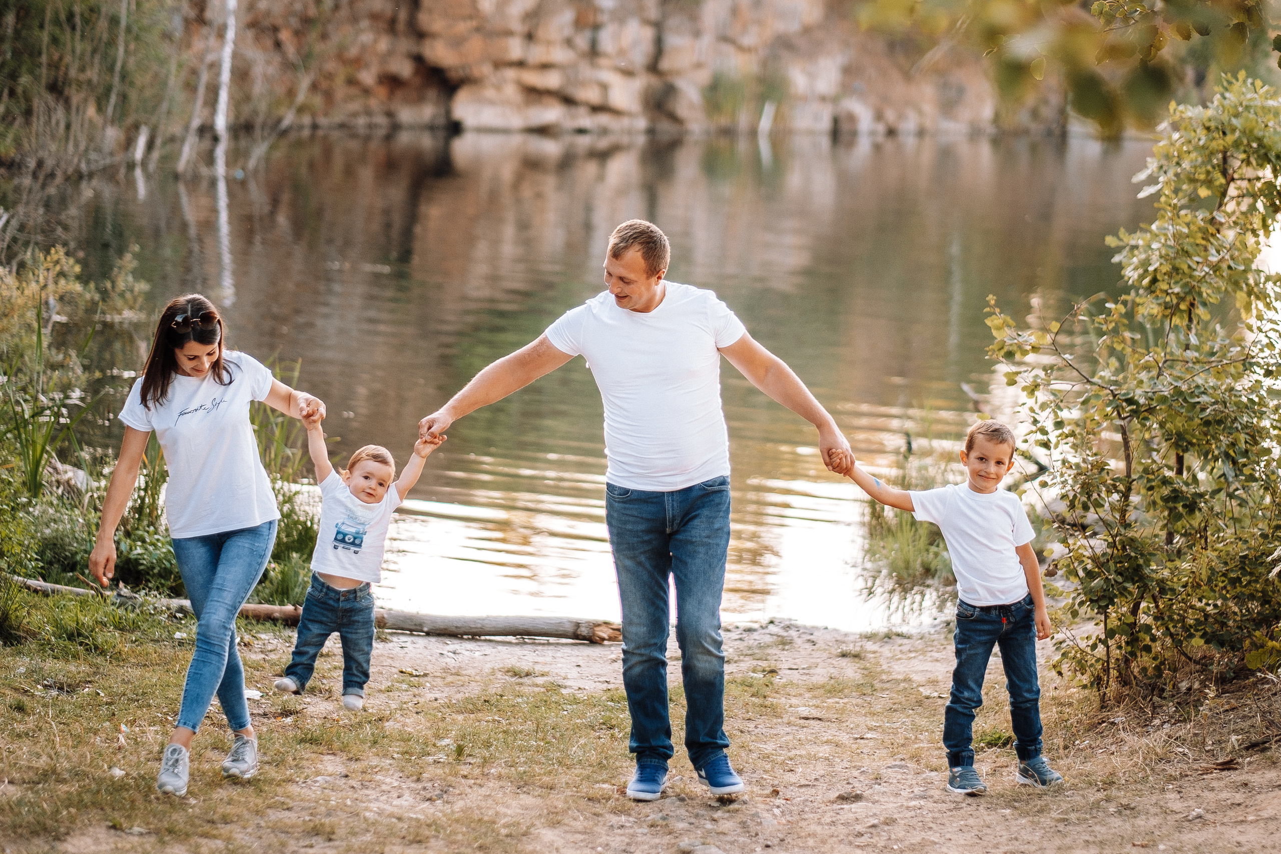 FamilyStory Ira+Kolya+Artem+Yaroslav. Ivan Skufinsky — wedding and family photographer in Vancouver