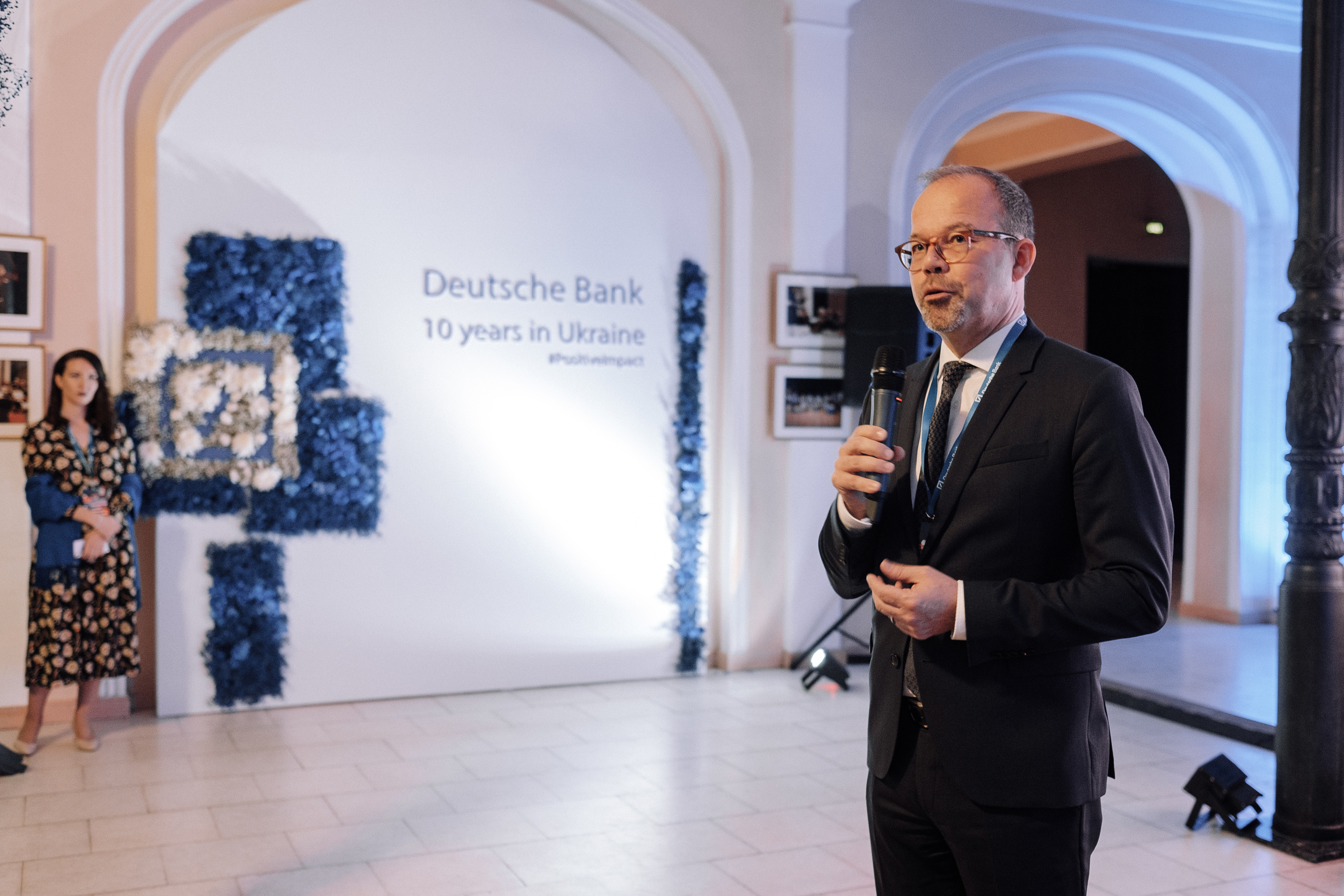 Deutsche Bank 10 years in Ukraine. Ivan Skufinsky — wedding and family photographer in Vancouver