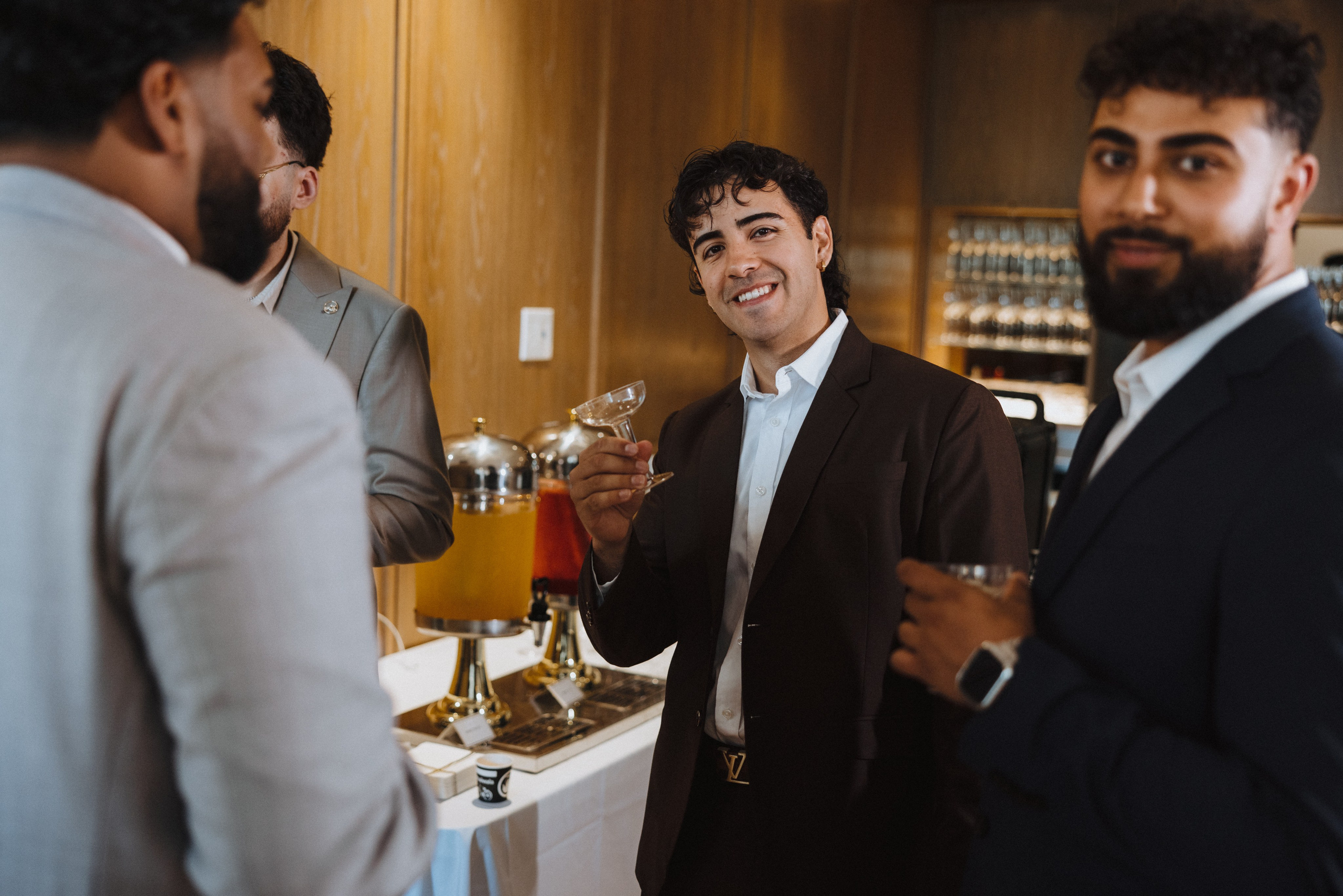 Kinza & Zubair. Ivan Skufinsky — wedding and family photographer in Vancouver