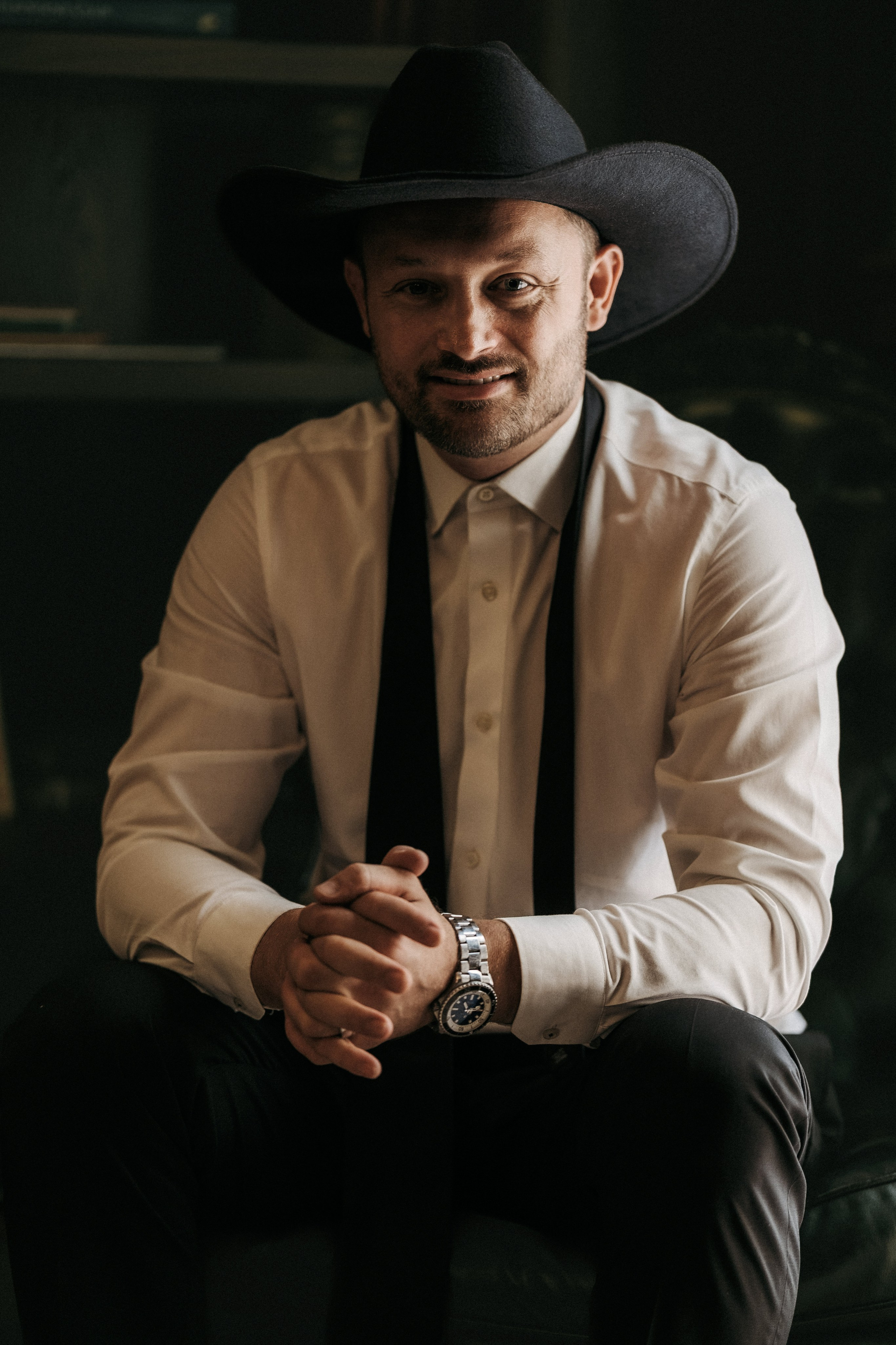 WeddingStory in Vancouver Club. Ivan Skufinsky — wedding and family photographer in Vancouver