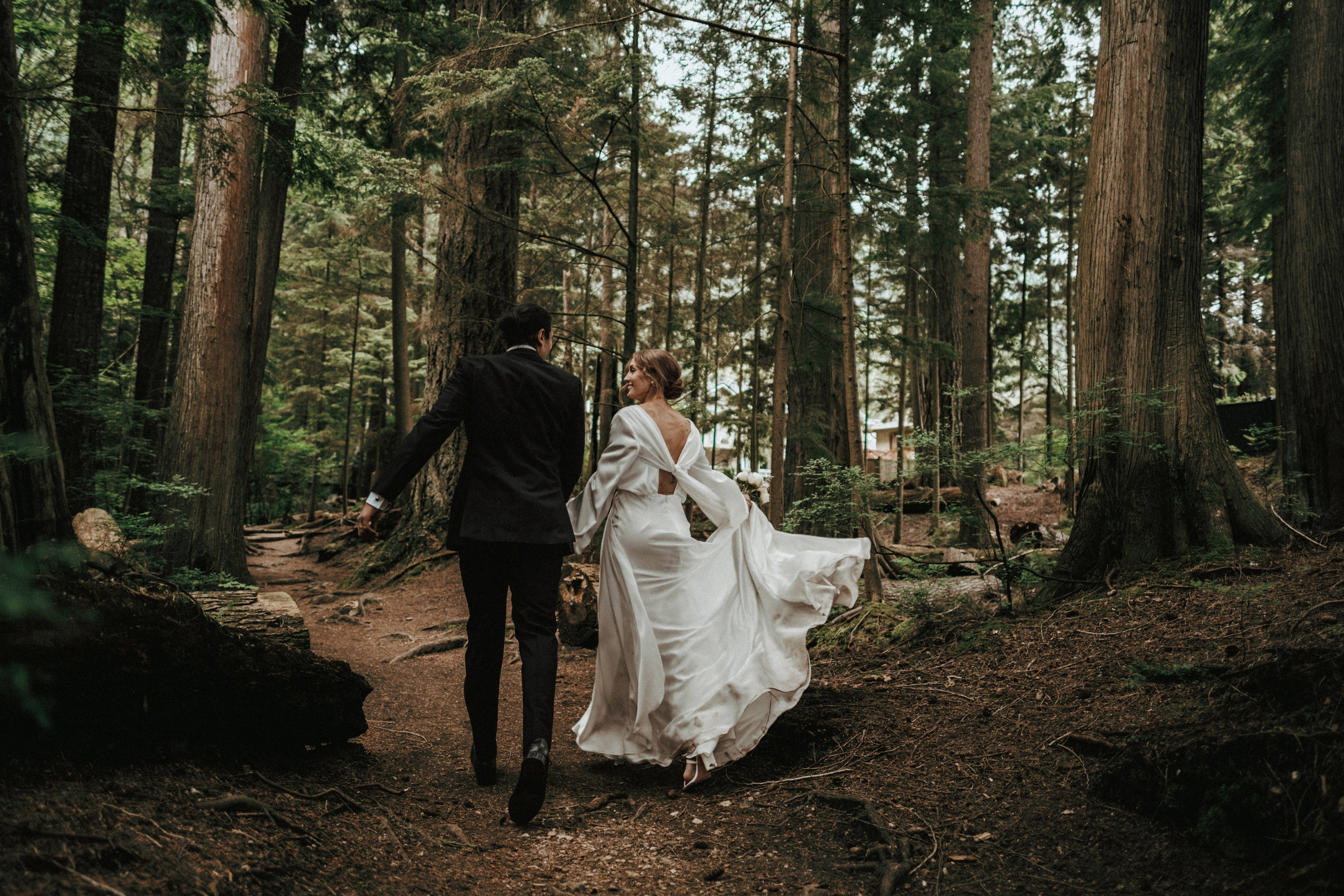 Michael & Caitlyn. Ivan Skufinsky — wedding and family photographer in Vancouver