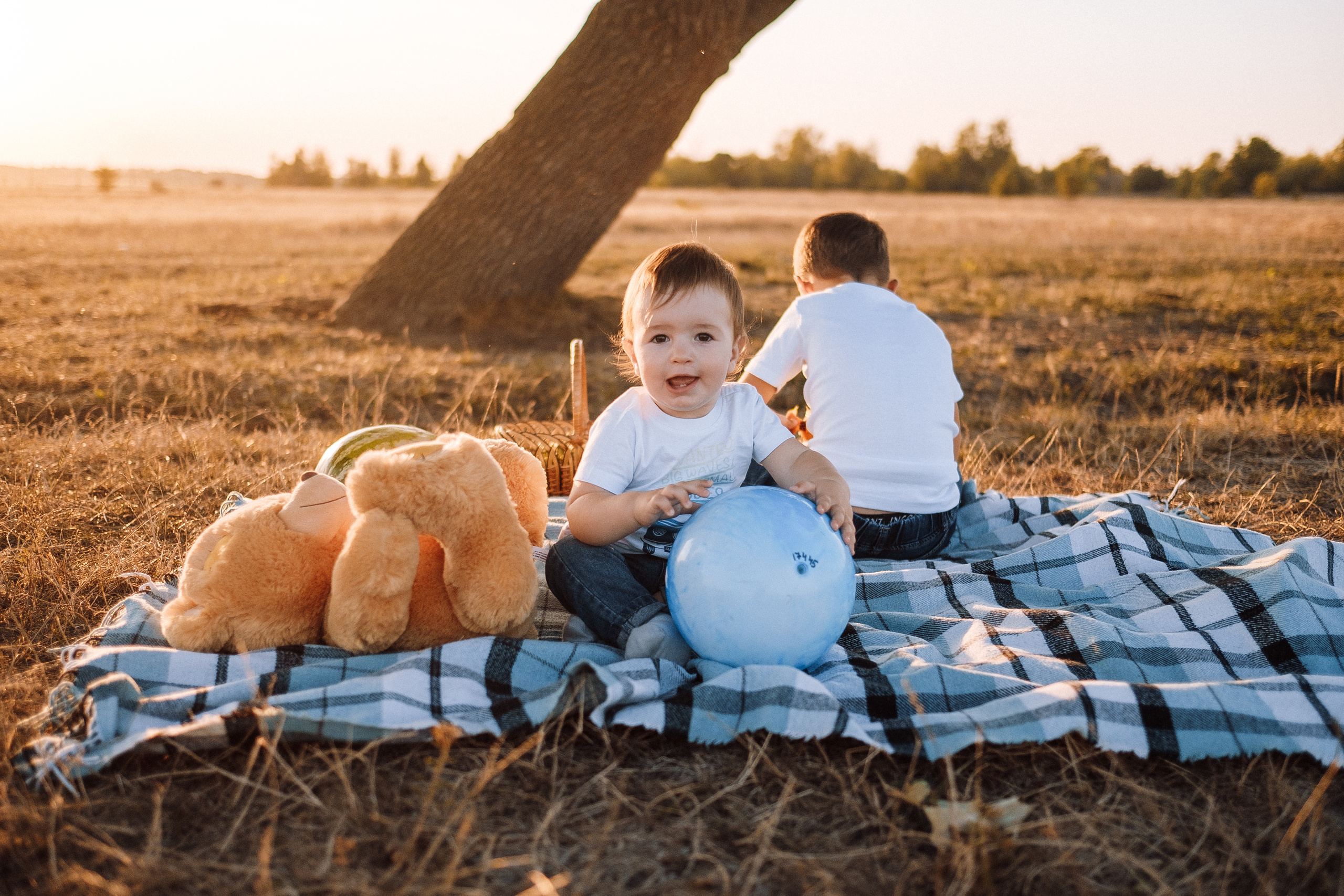 FamilyStory Ira+Kolya+Artem+Yaroslav. Ivan Skufinsky — wedding and family photographer in Vancouver