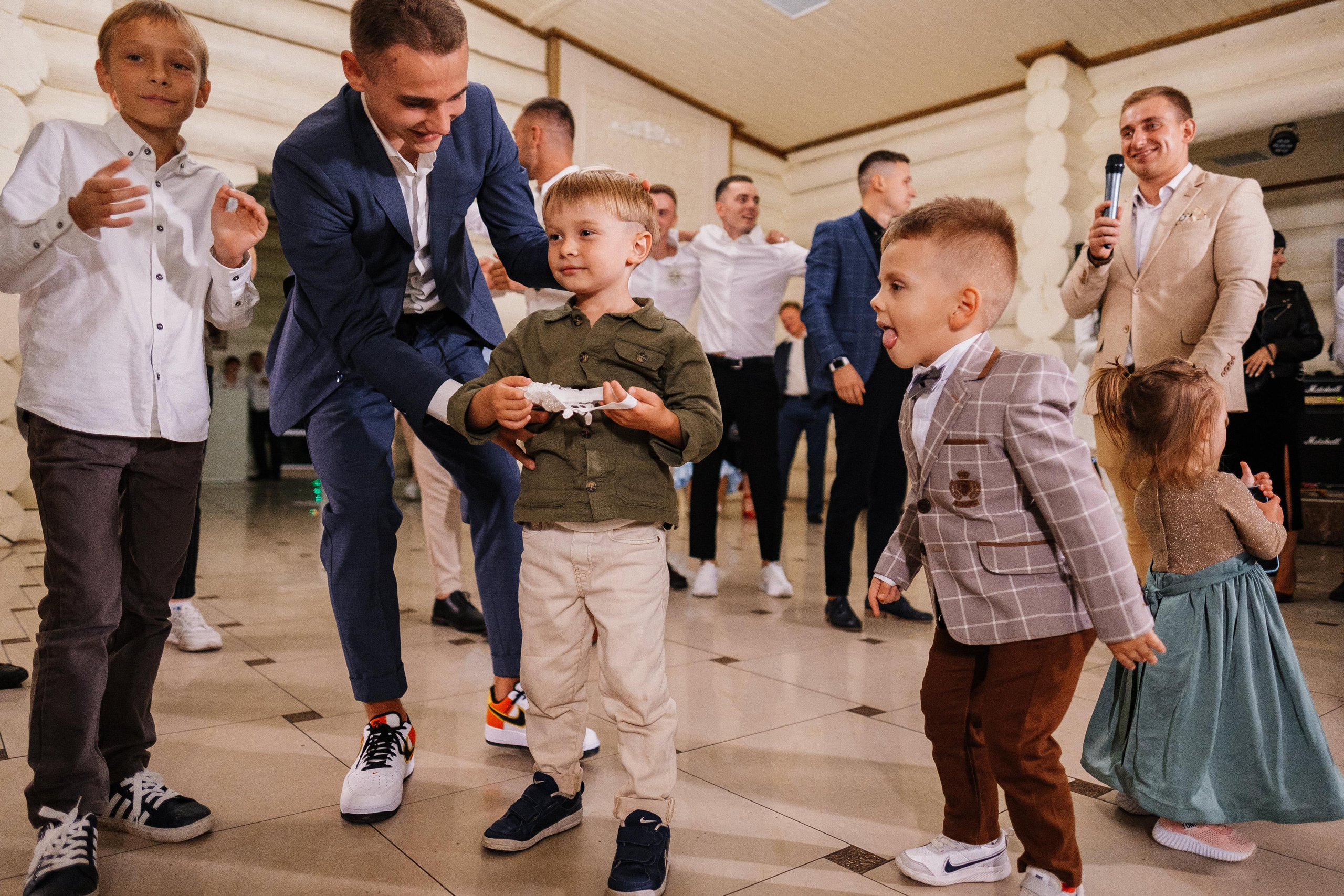 Wedding photographer in Vancouver Весільний фотограф у Ванкувері. Ivan Skufinsky — wedding and family photographer in Vancouver