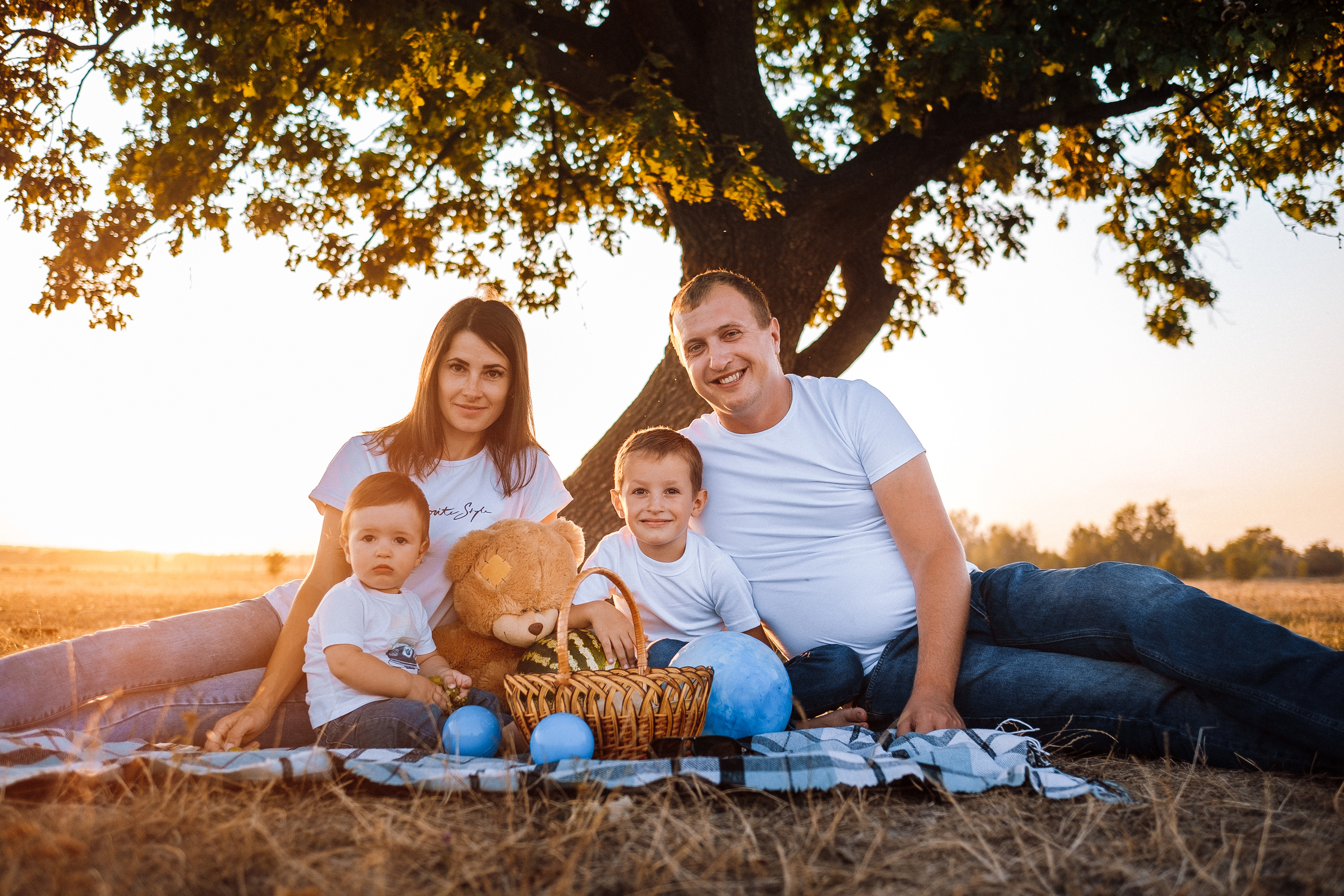 FamilyStory Ira+Kolya+Artem+Yaroslav. Ivan Skufinsky — wedding and family photographer in Vancouver