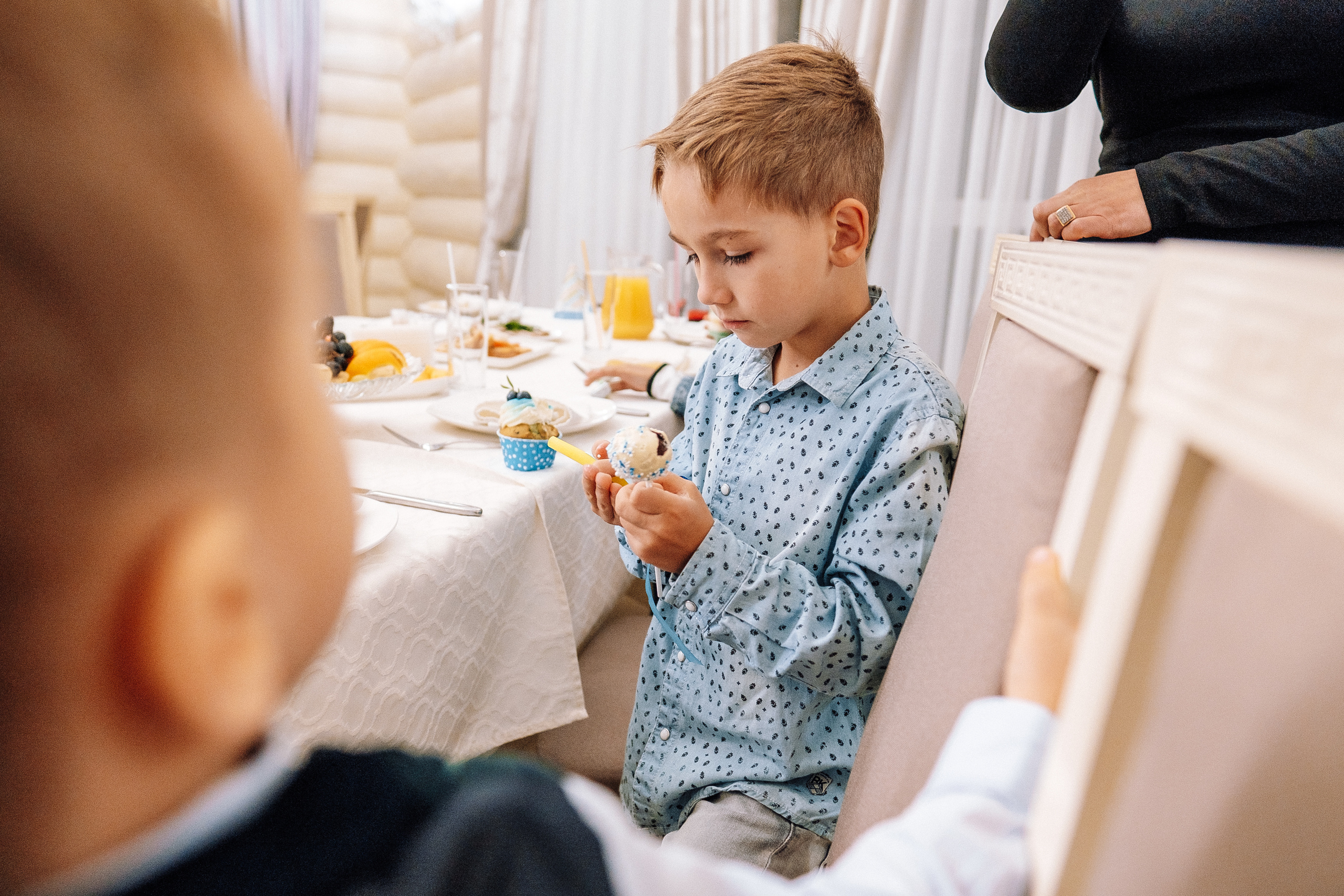 Версаль 30.11.2019. Ivan Skufinsky — wedding and family photographer in Vancouver