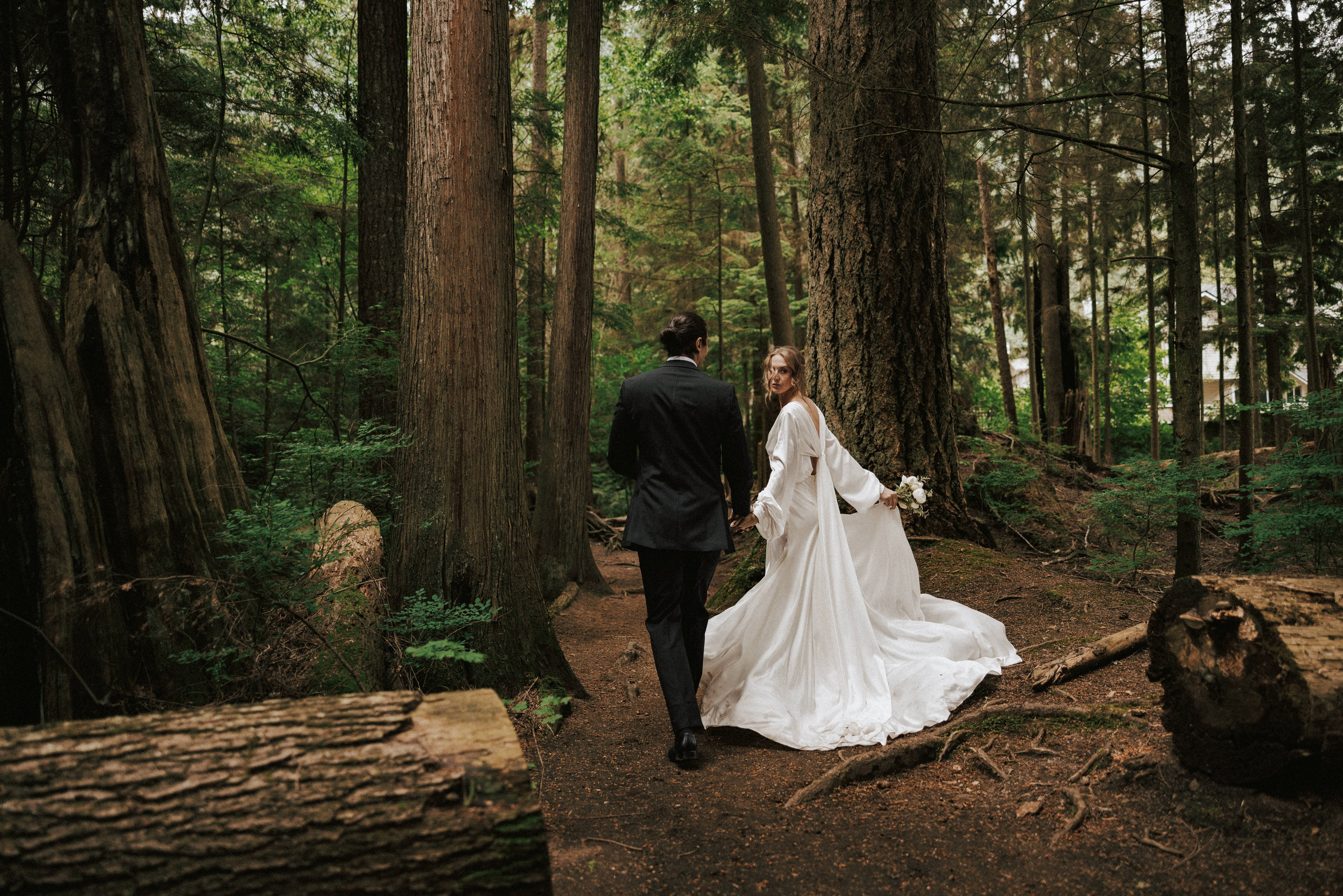 Michael & Caitlyn. Ivan Skufinsky — wedding and family photographer in Vancouver