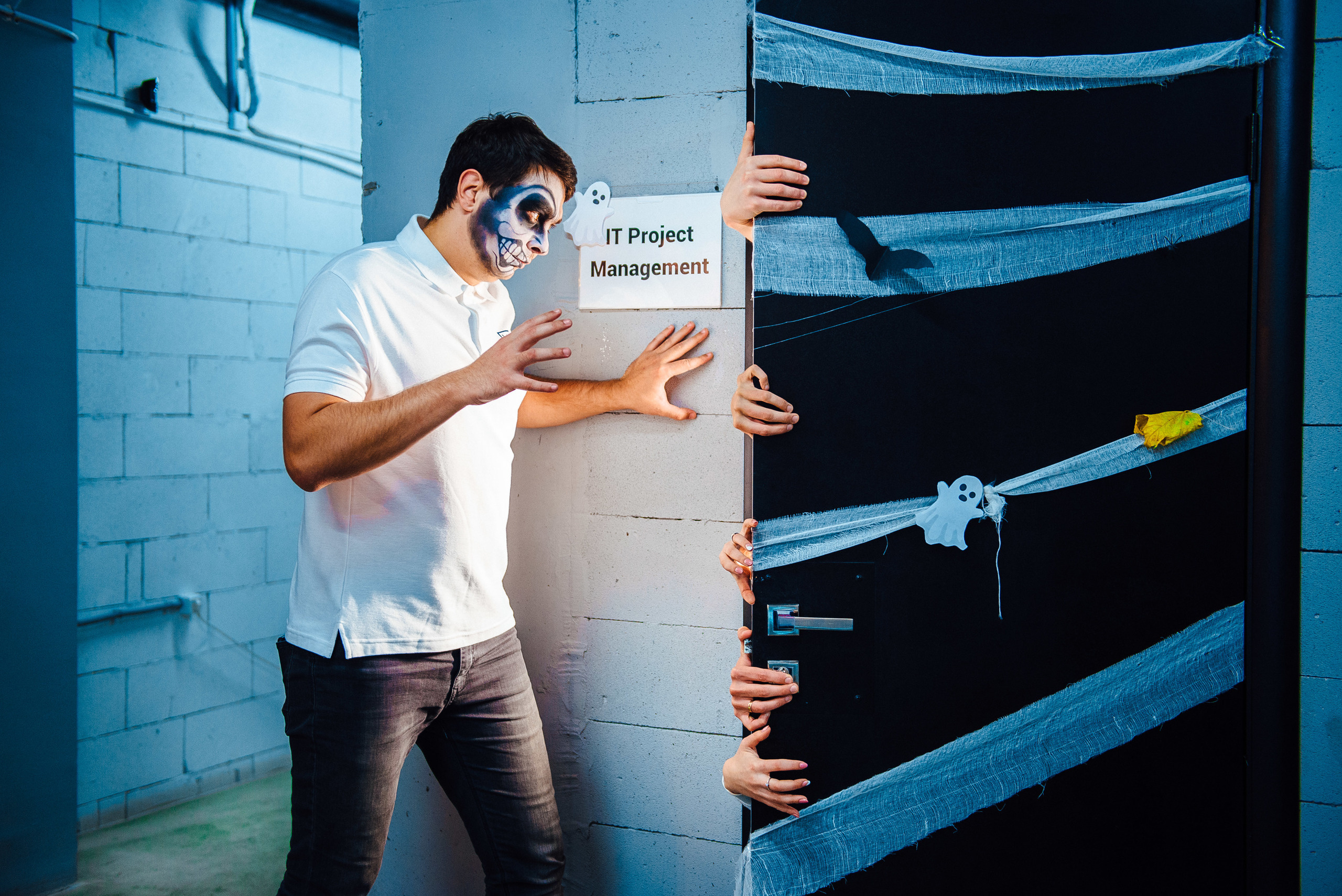 Фотограф на Helloween. Ivan Skufinsky — wedding and family photographer in Vancouver