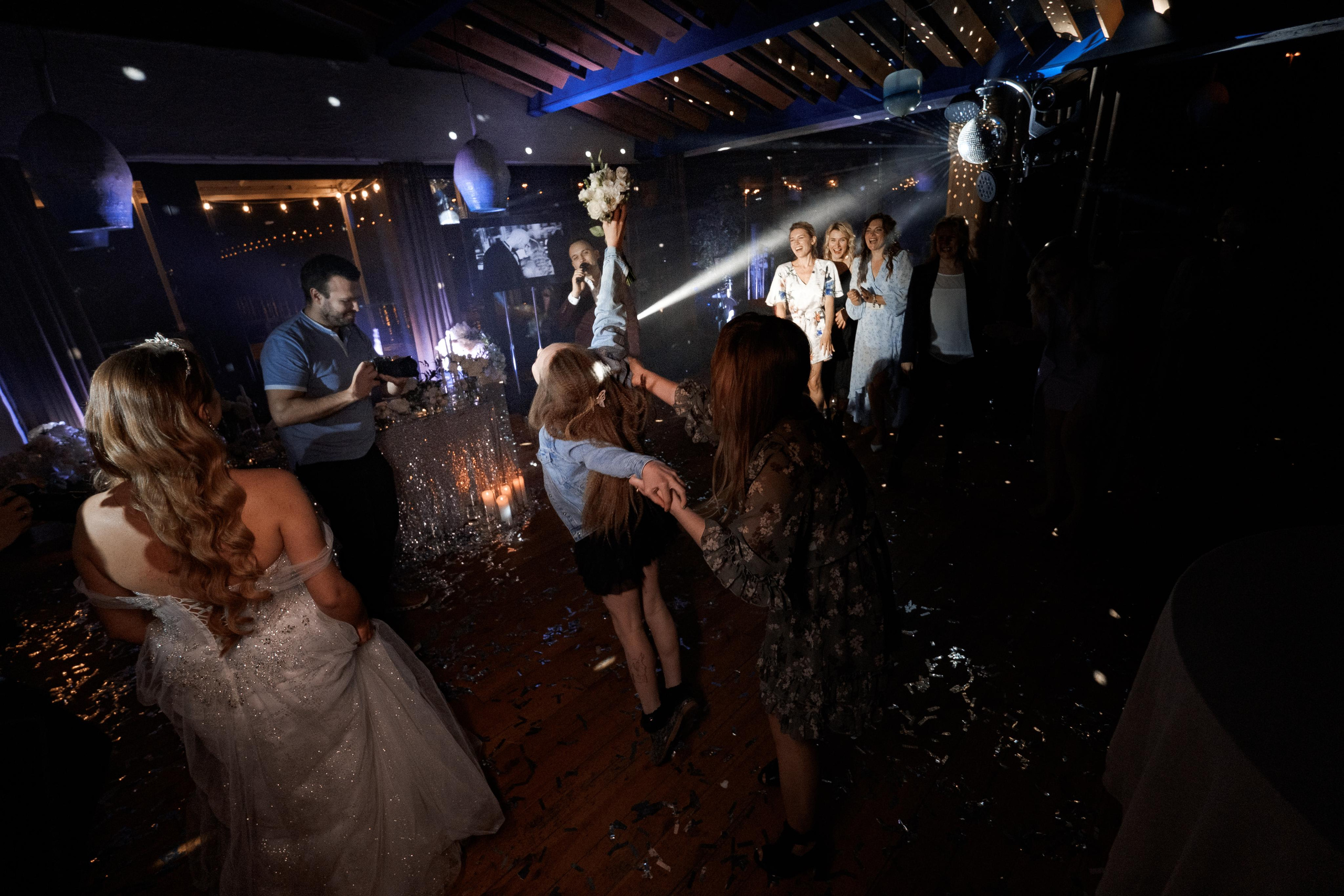 Wedding photographer in Vancouver BC. Весільний фотограф у Ванкувер. Ivan Skufinsky — wedding and family photographer in Vancouver