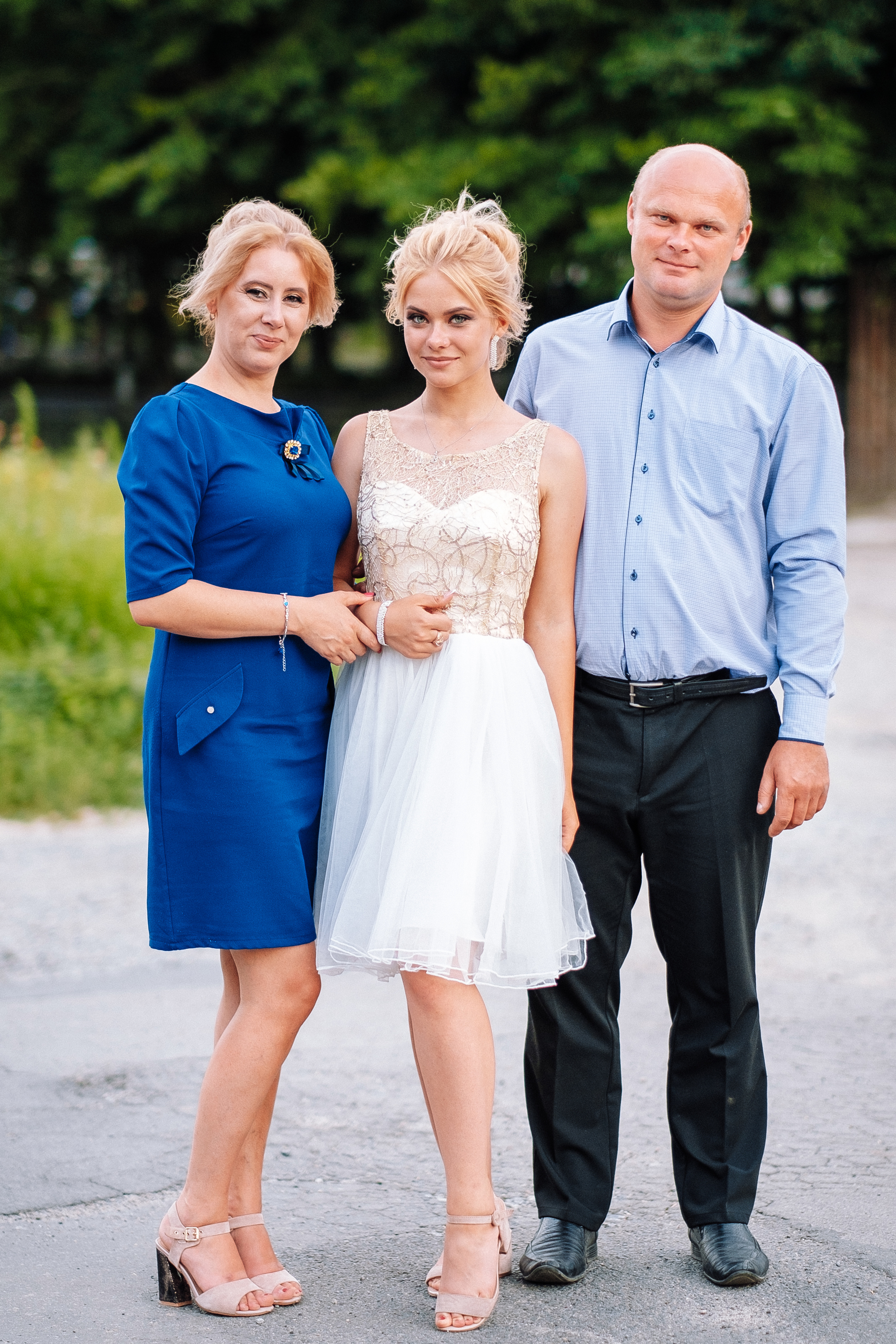 Выпускной школа номер 3. Хмельник. Ivan Skufinsky — wedding and family photographer in Vancouver