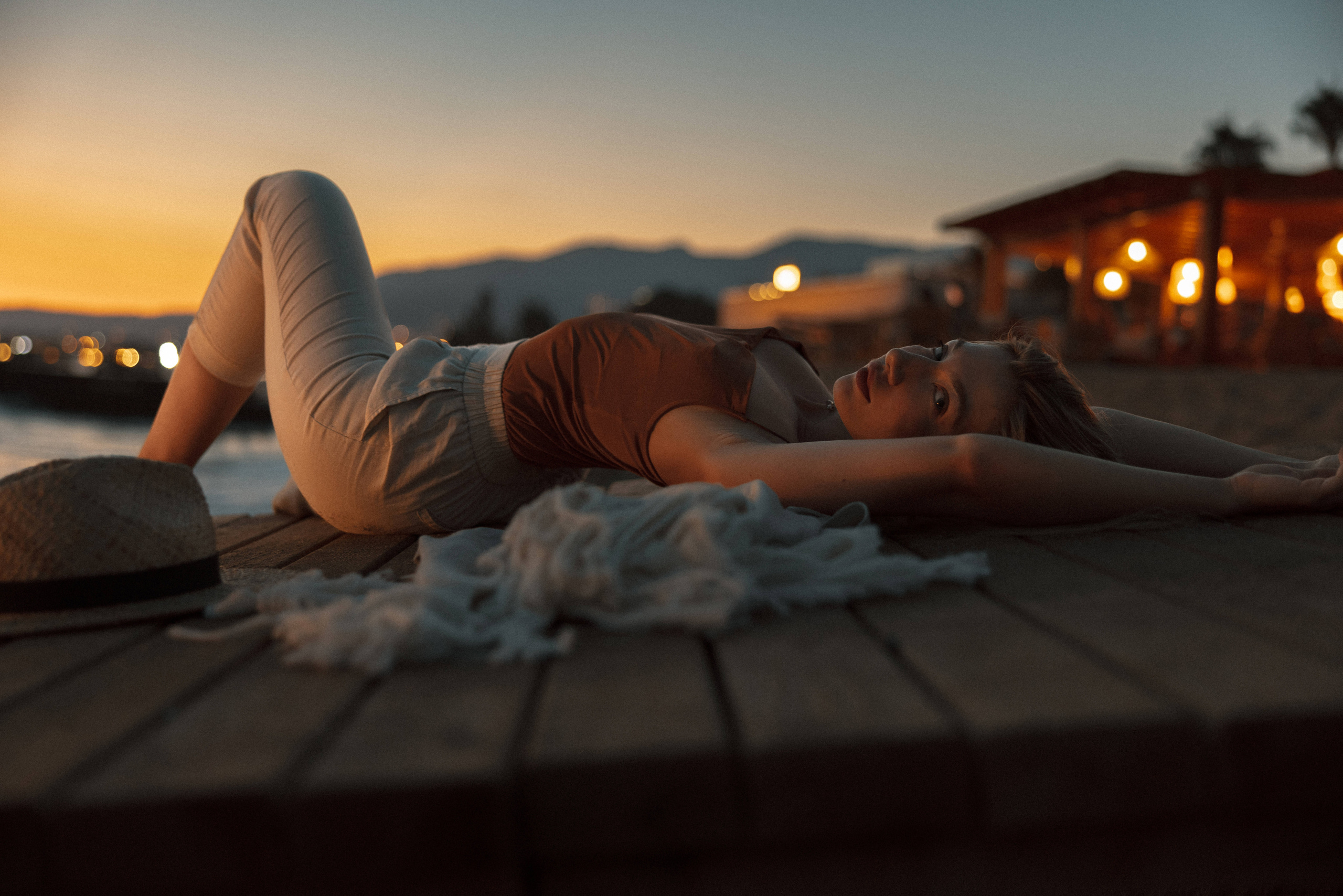 Masha Zhuuuk. Sunset Sea. Ivan Skufinsky — wedding and family photographer in Vancouver