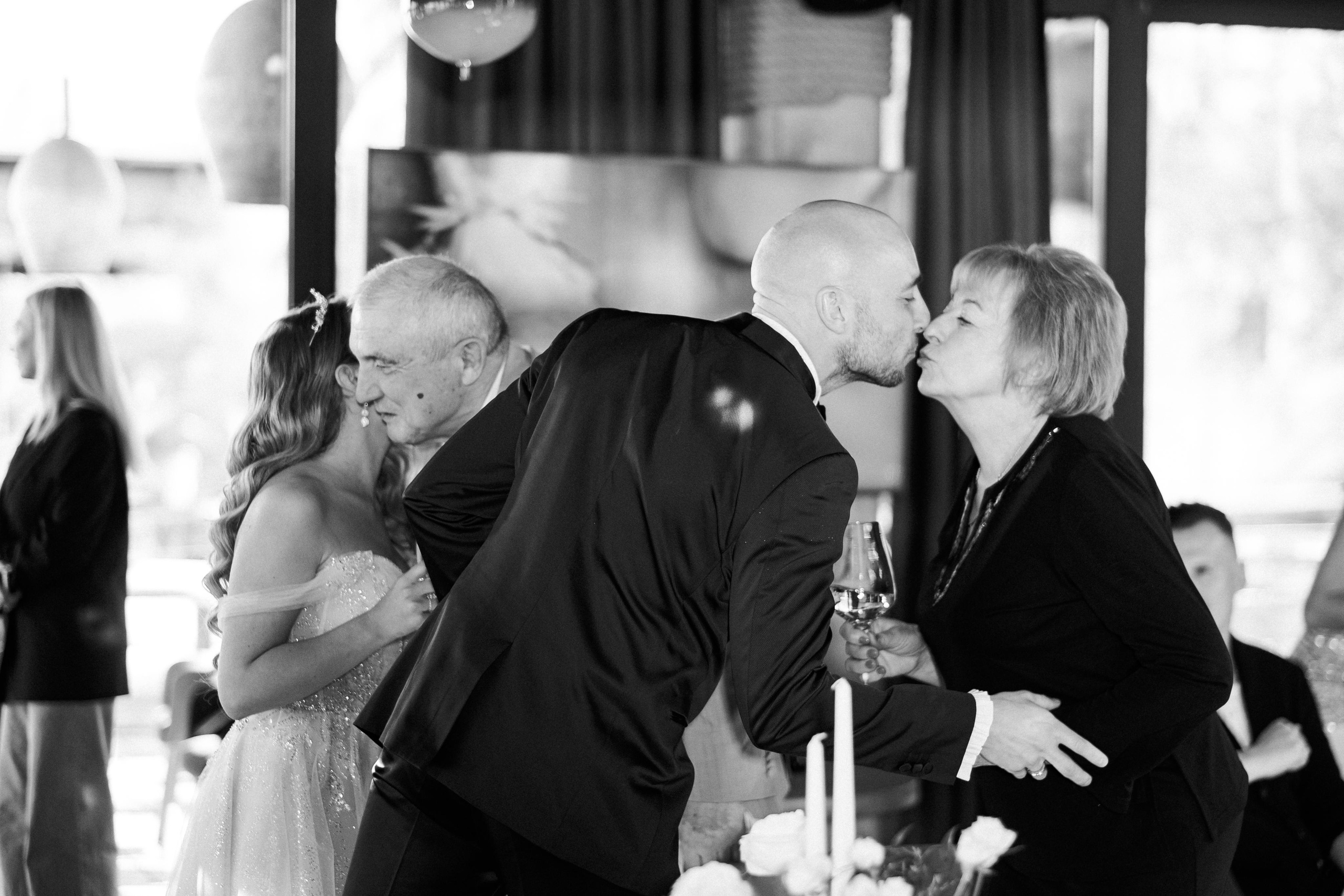 Wedding photographer in Vancouver BC. Весільний фотограф у Ванкувер. Ivan Skufinsky — wedding and family photographer in Vancouver